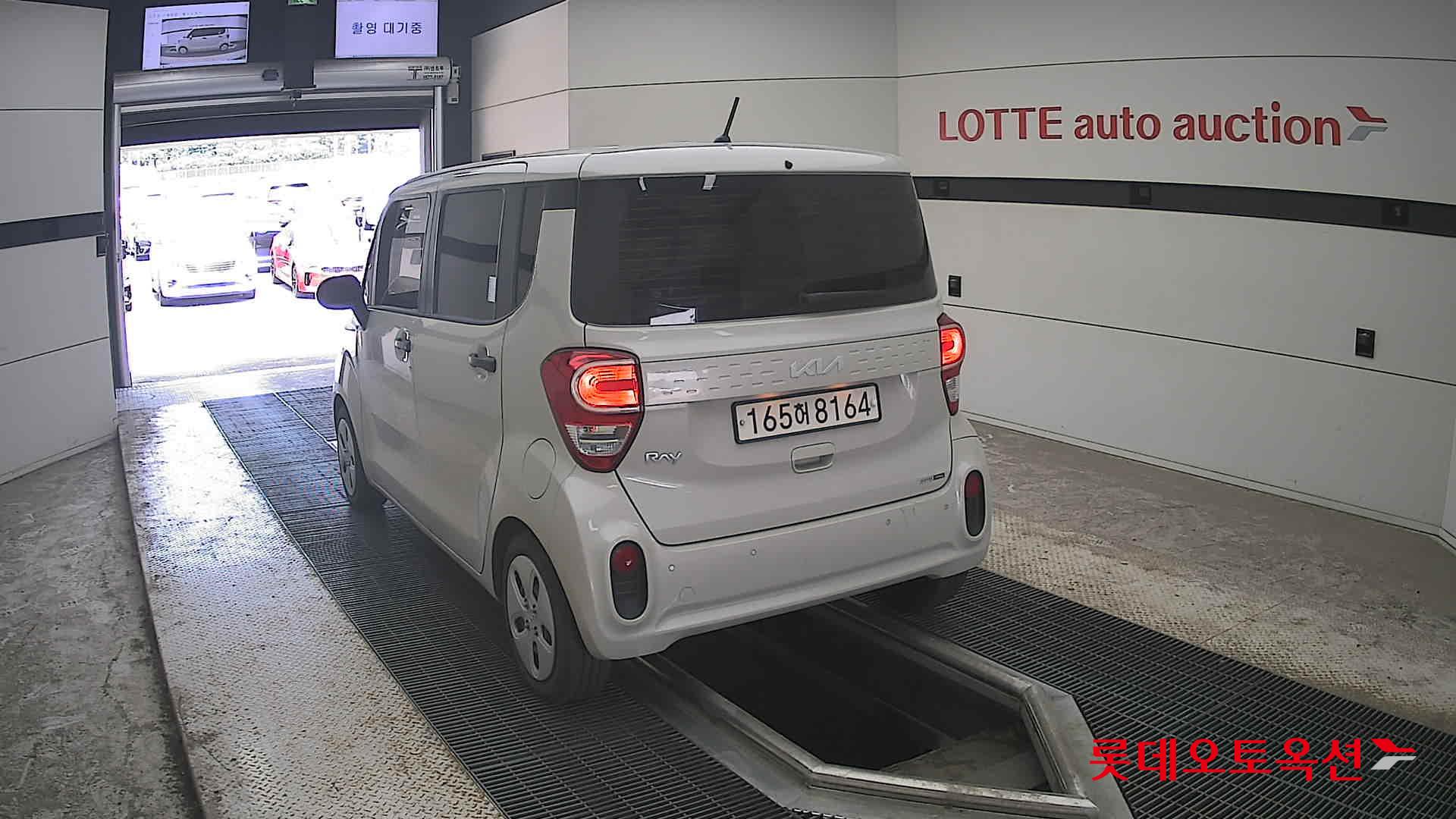 2022 - kia ray