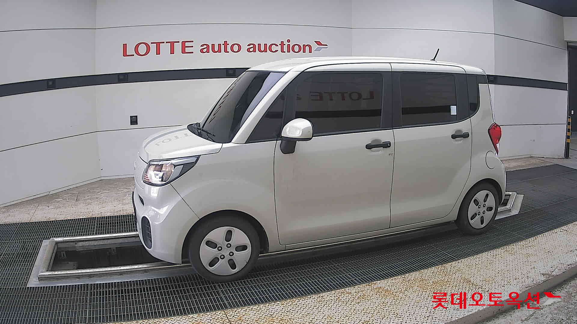 2022 - kia ray