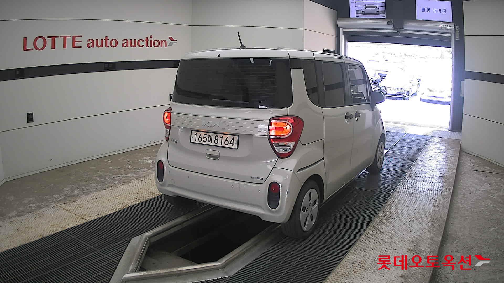 2022 - kia ray