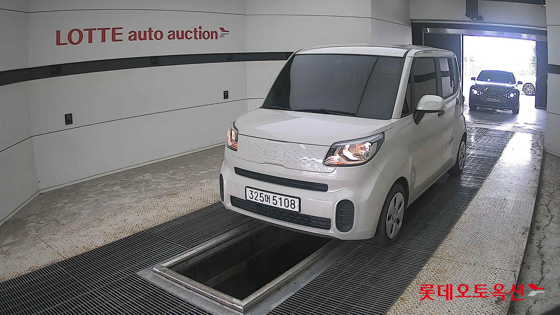 2022 - kia ray