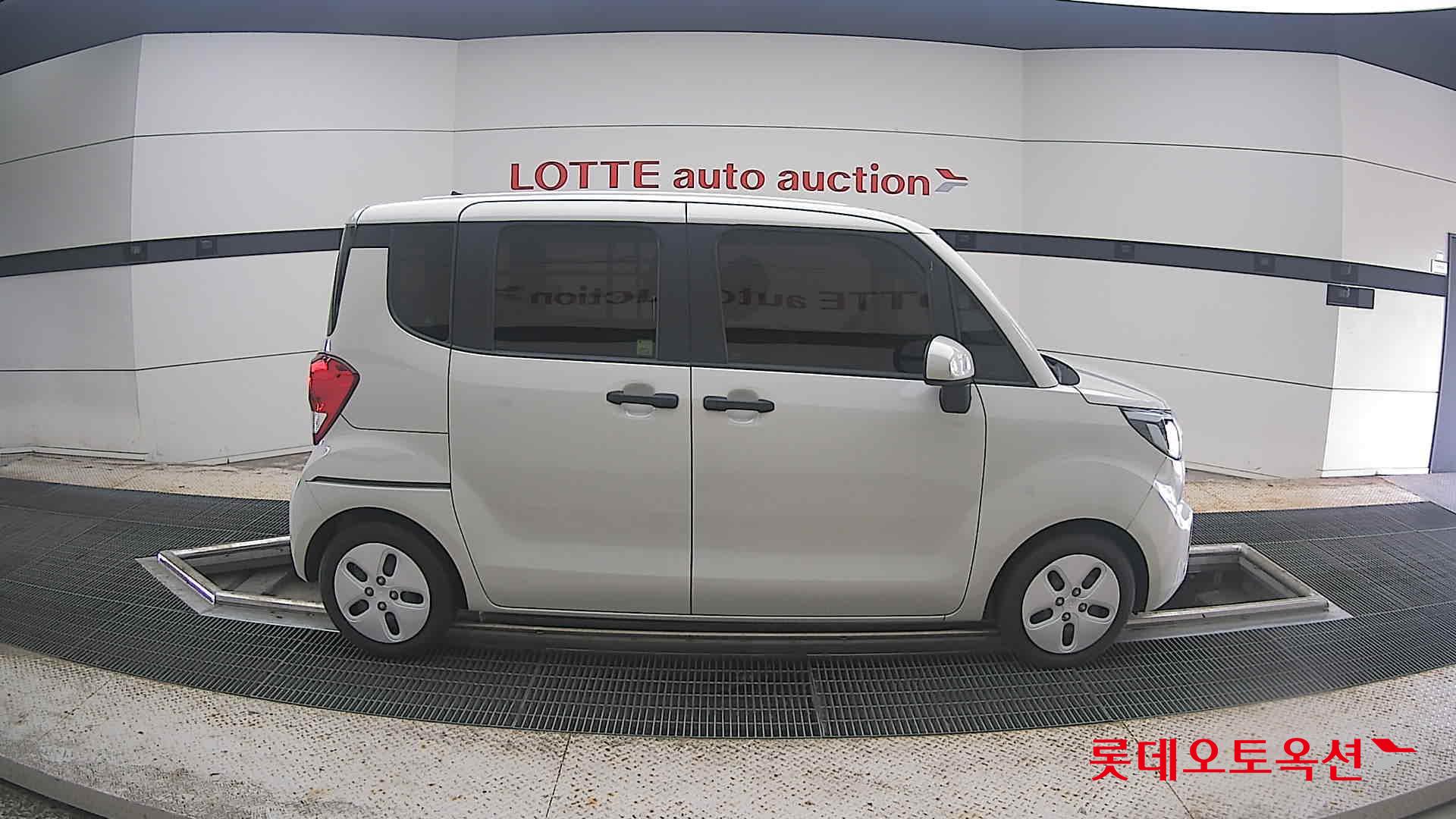 2022 - kia ray
