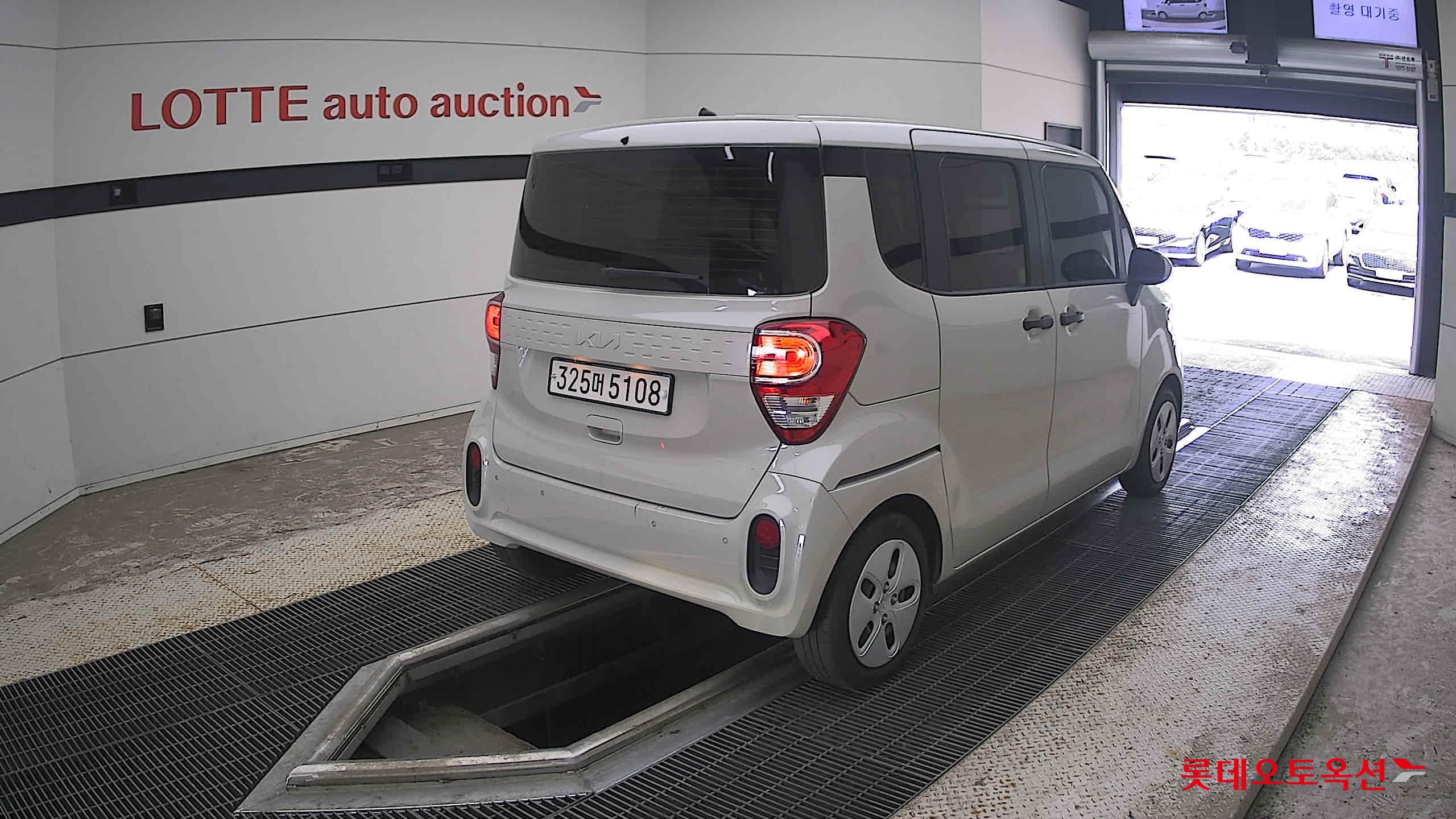 2022 - kia ray