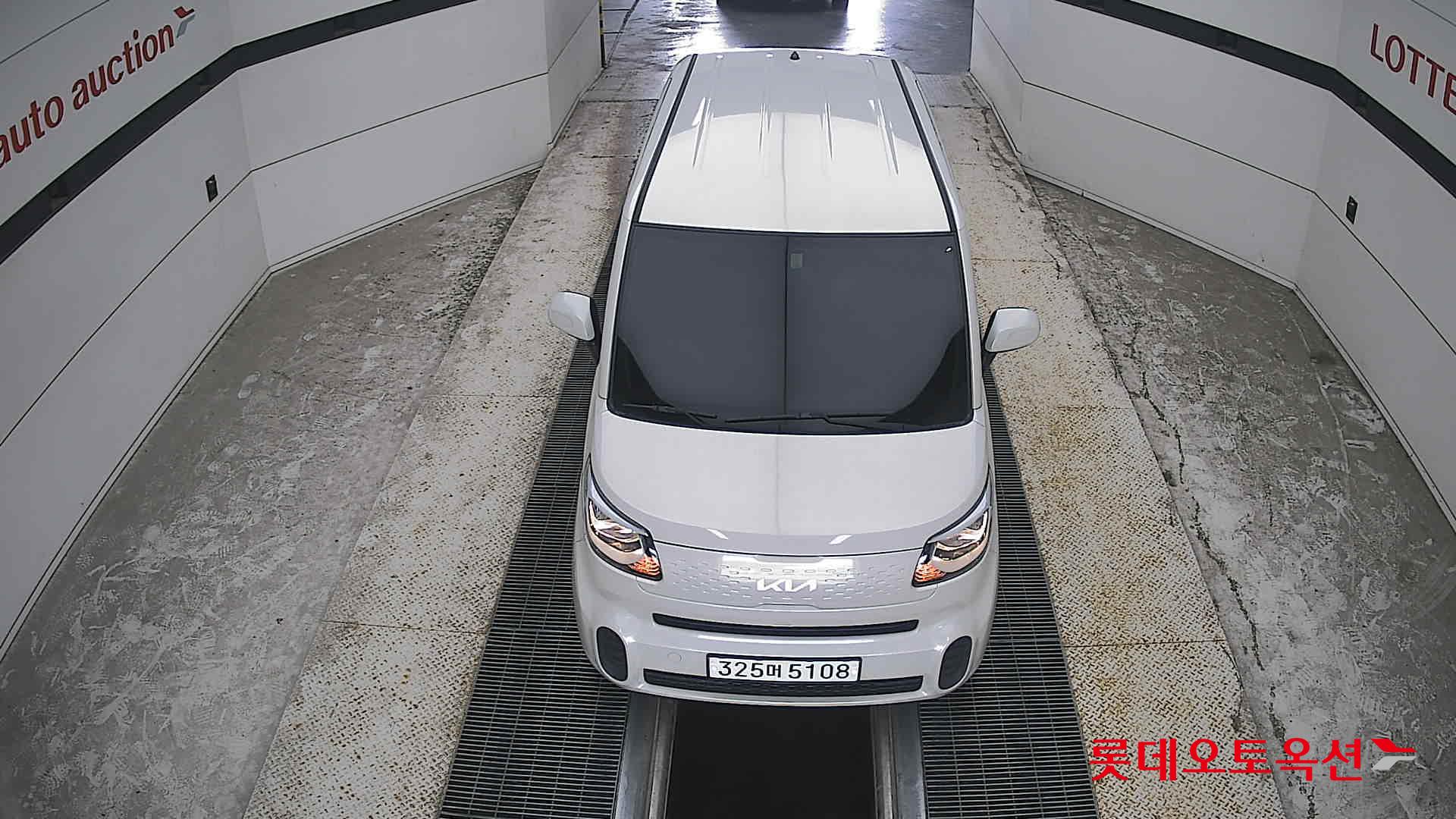 2022 - kia ray