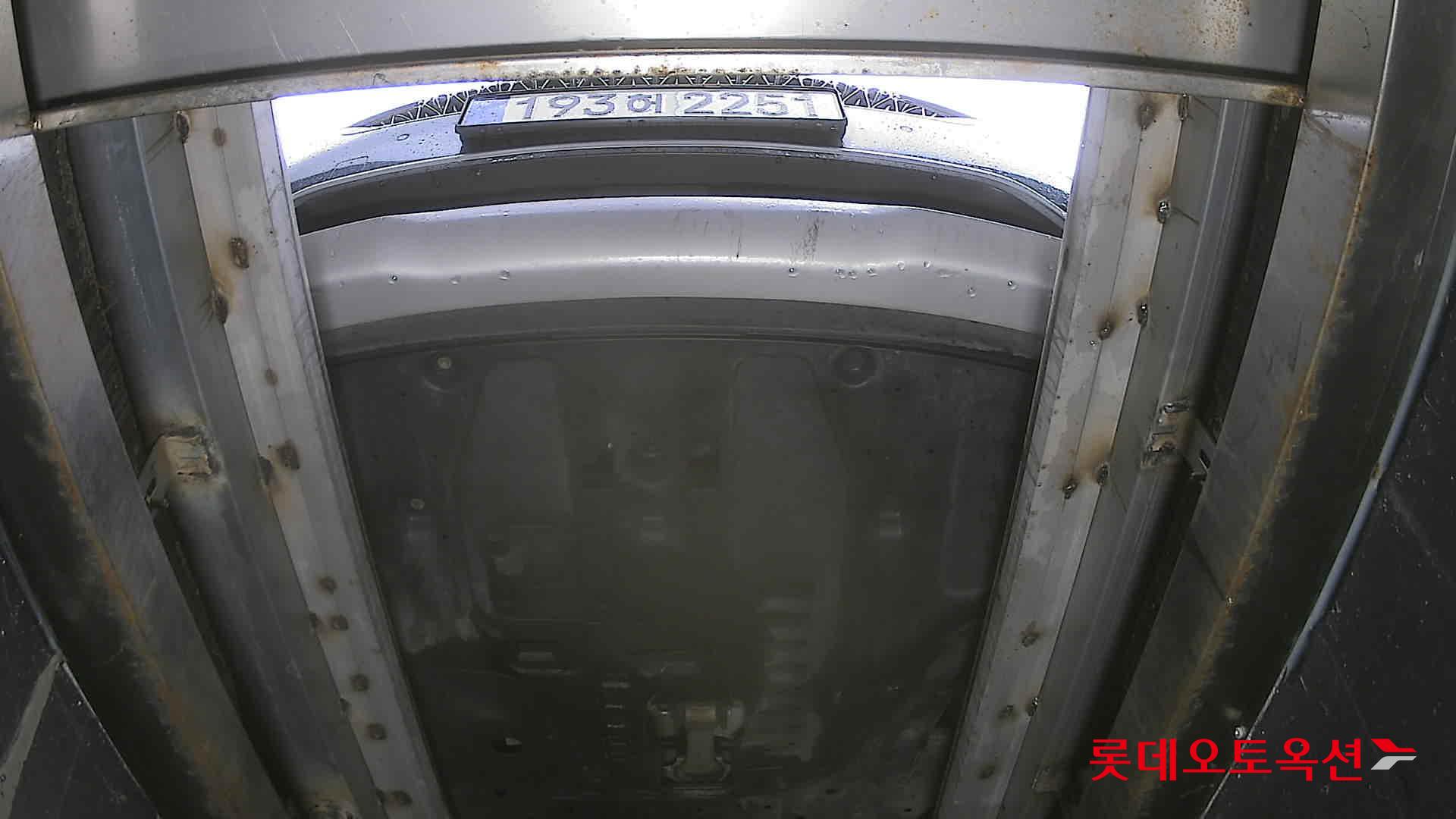 Kia Carnival - 8