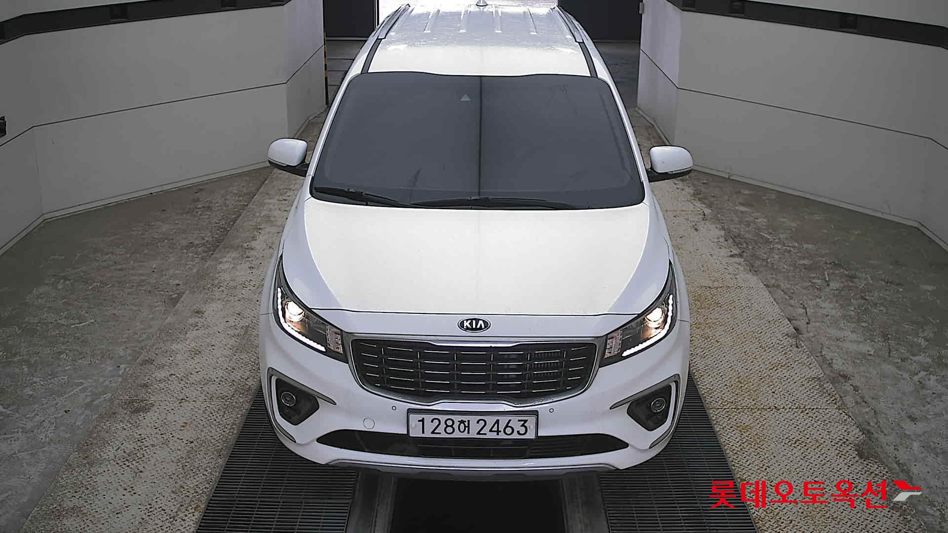 Kia New Carnival