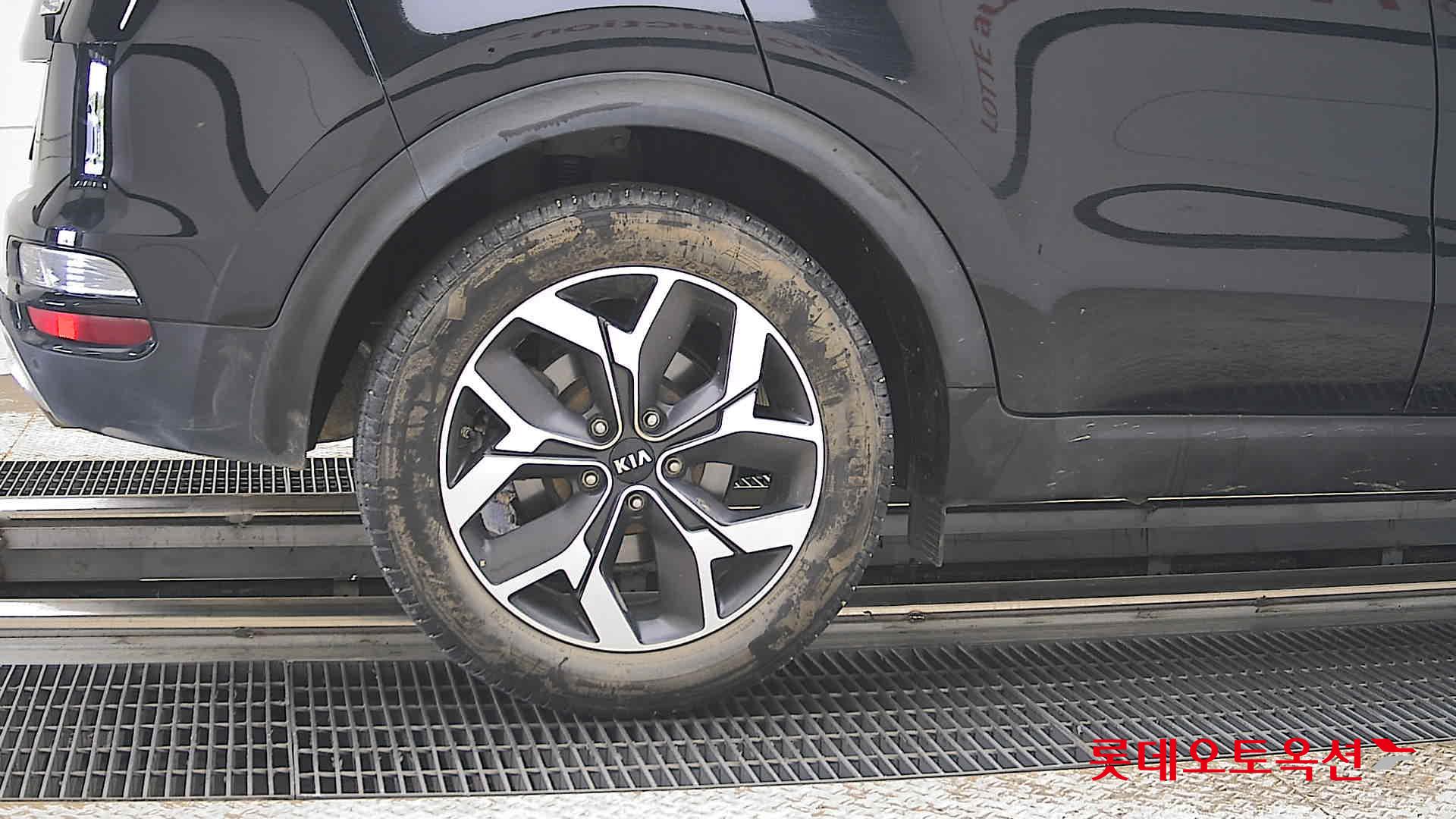 Kia Sportage - 28