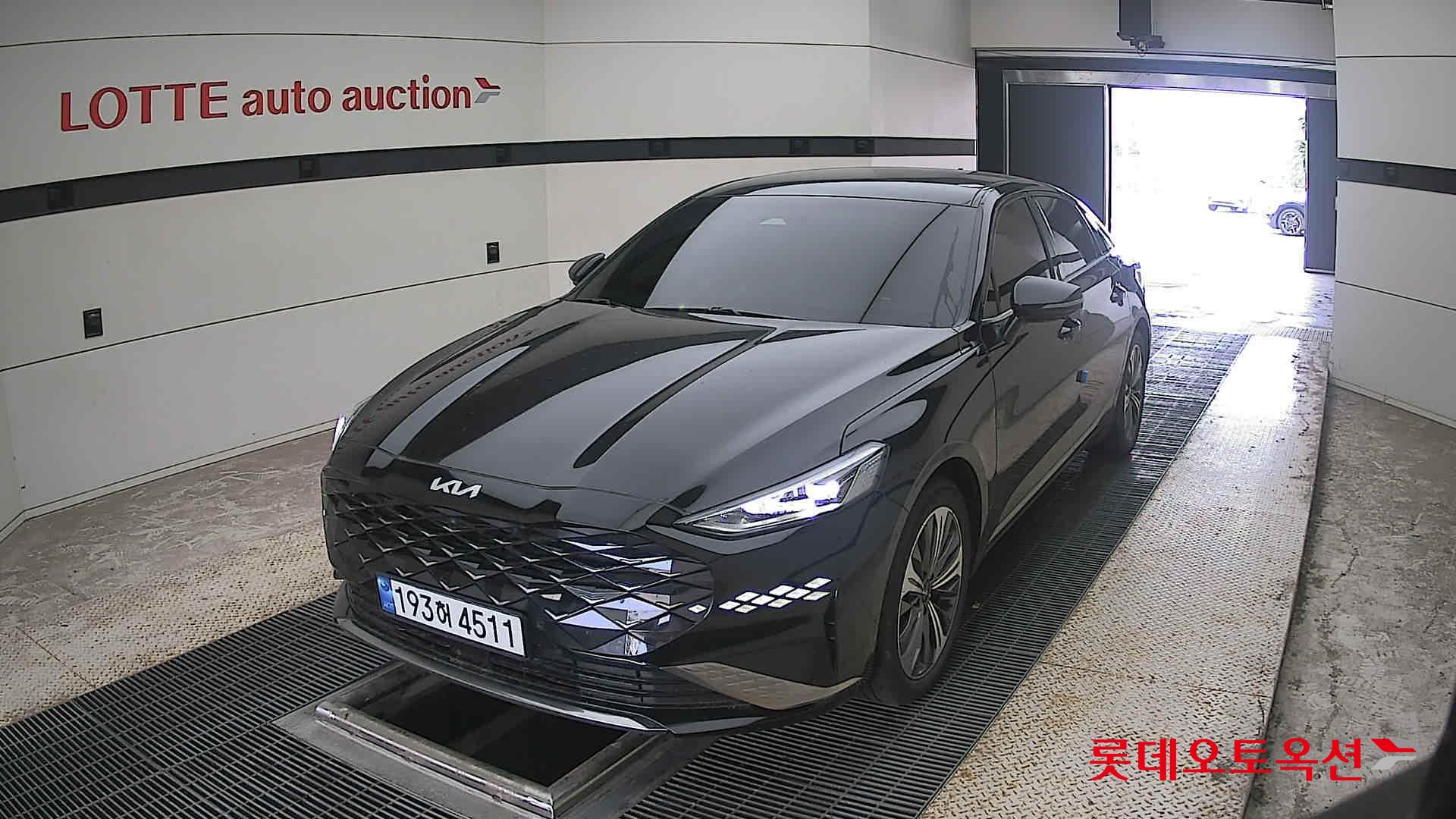 2023 - kia k8