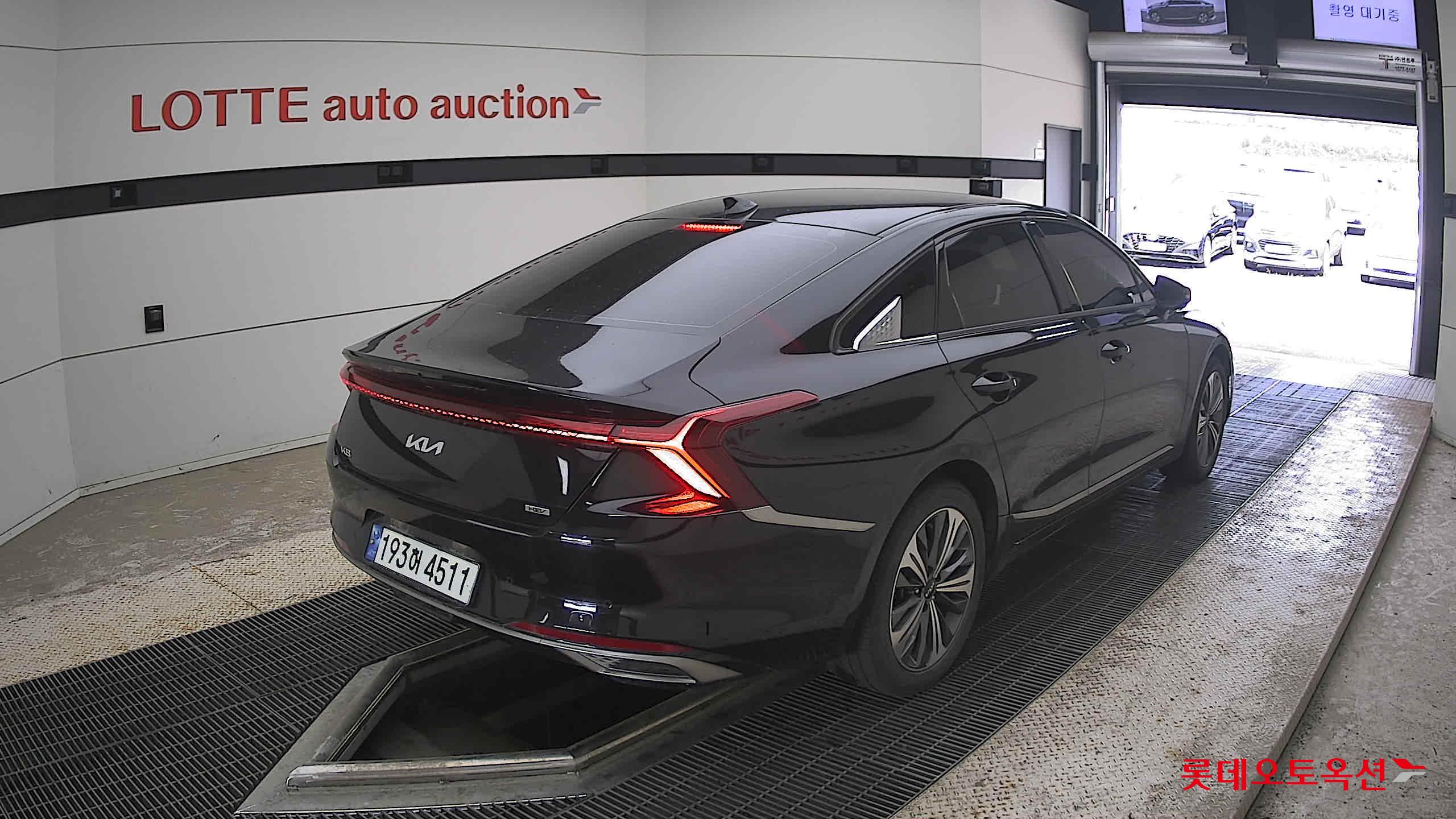 2023 - kia k8