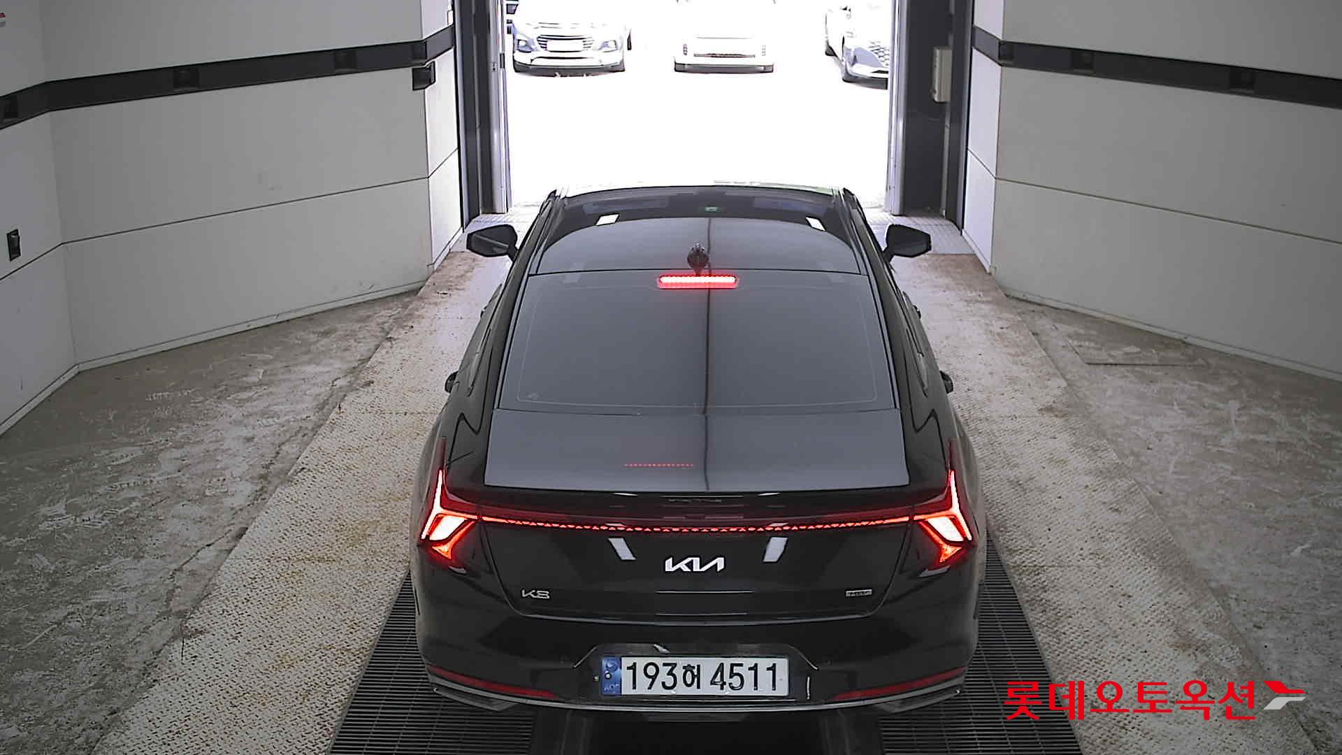 2023 - kia k8