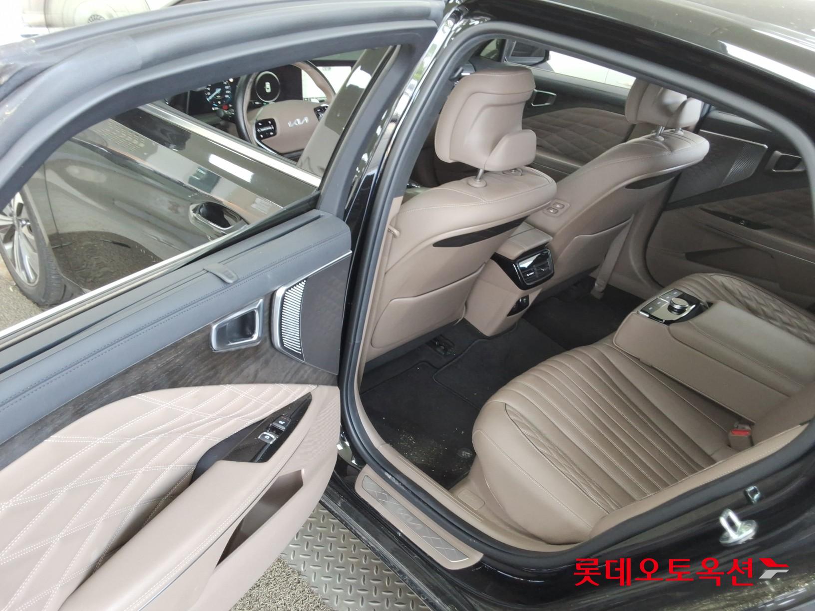 2023 - kia k8