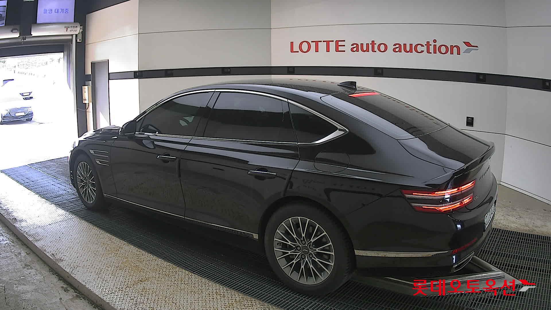 Genesis G80 - 15