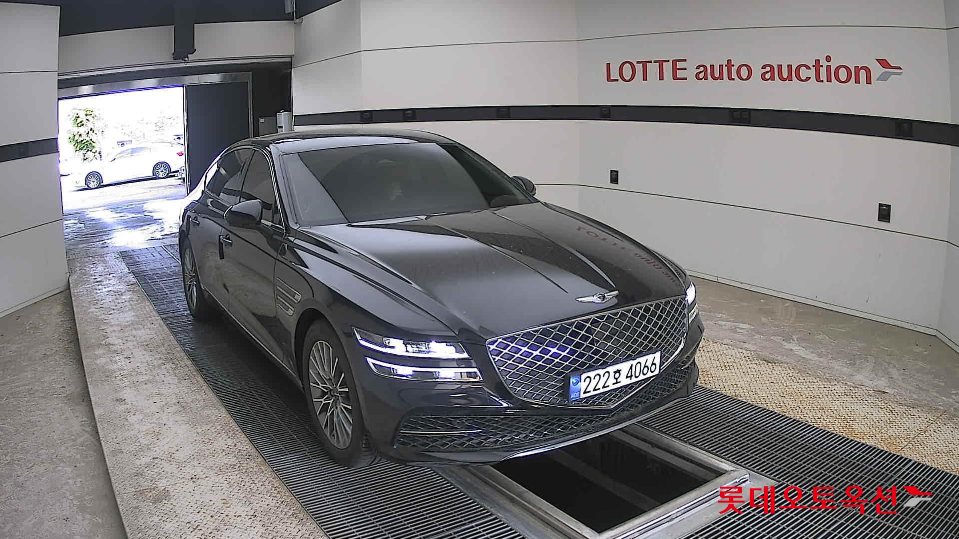Genesis G80 - 24
