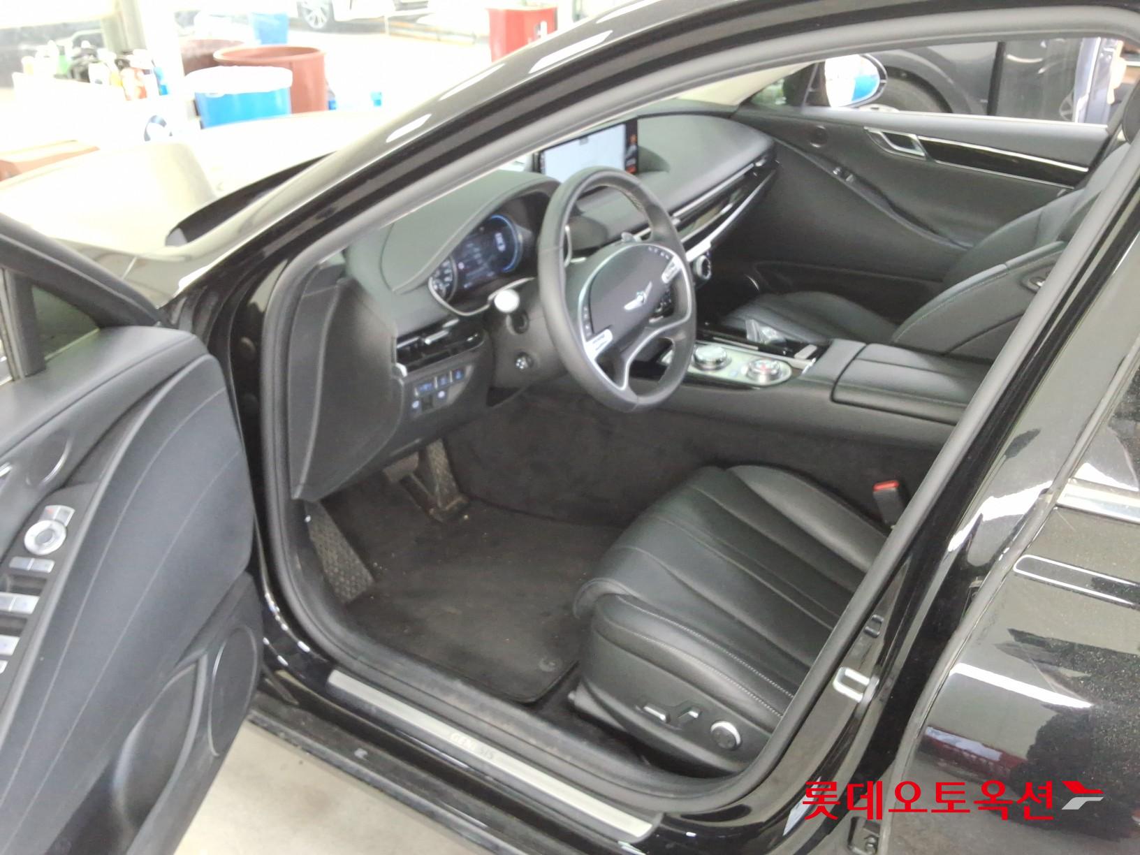Genesis G80 - 35