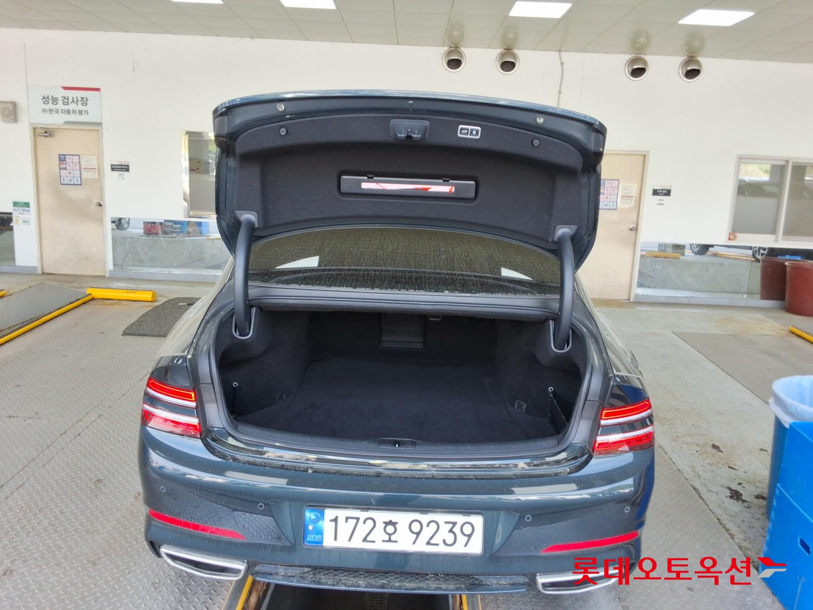 Genesis G80 - 9