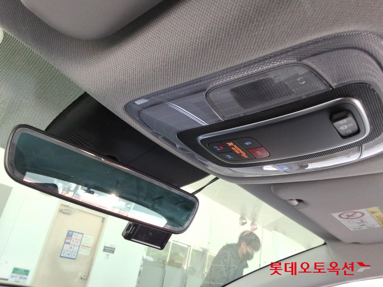 Hyundai Elantra 2022 - Image 31