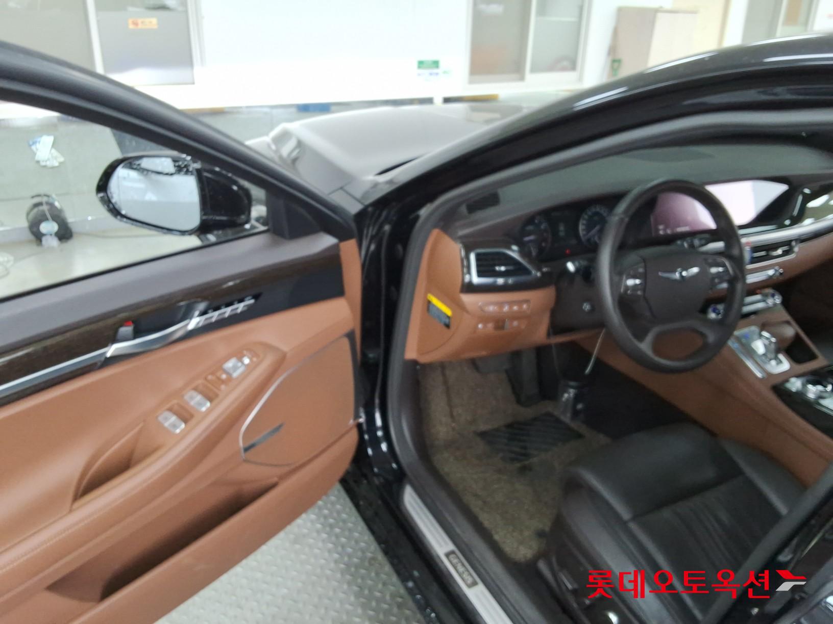 2021 - genesis g90