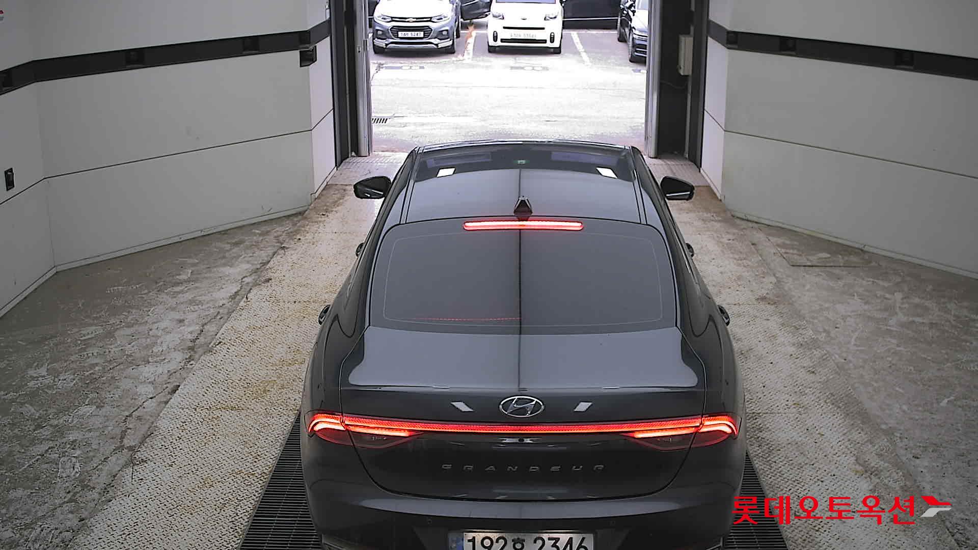 2022 - hyundai grandeur