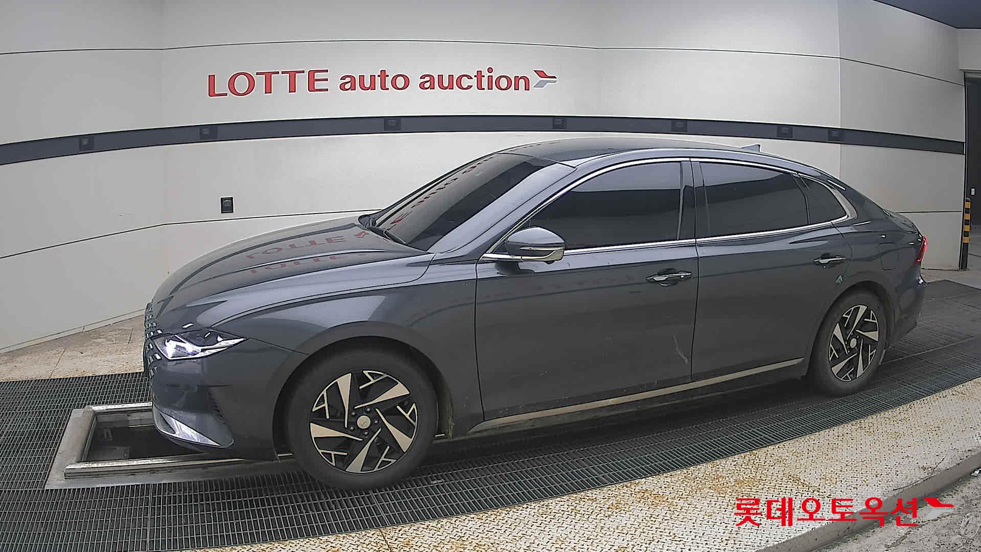 2022 - hyundai grandeur