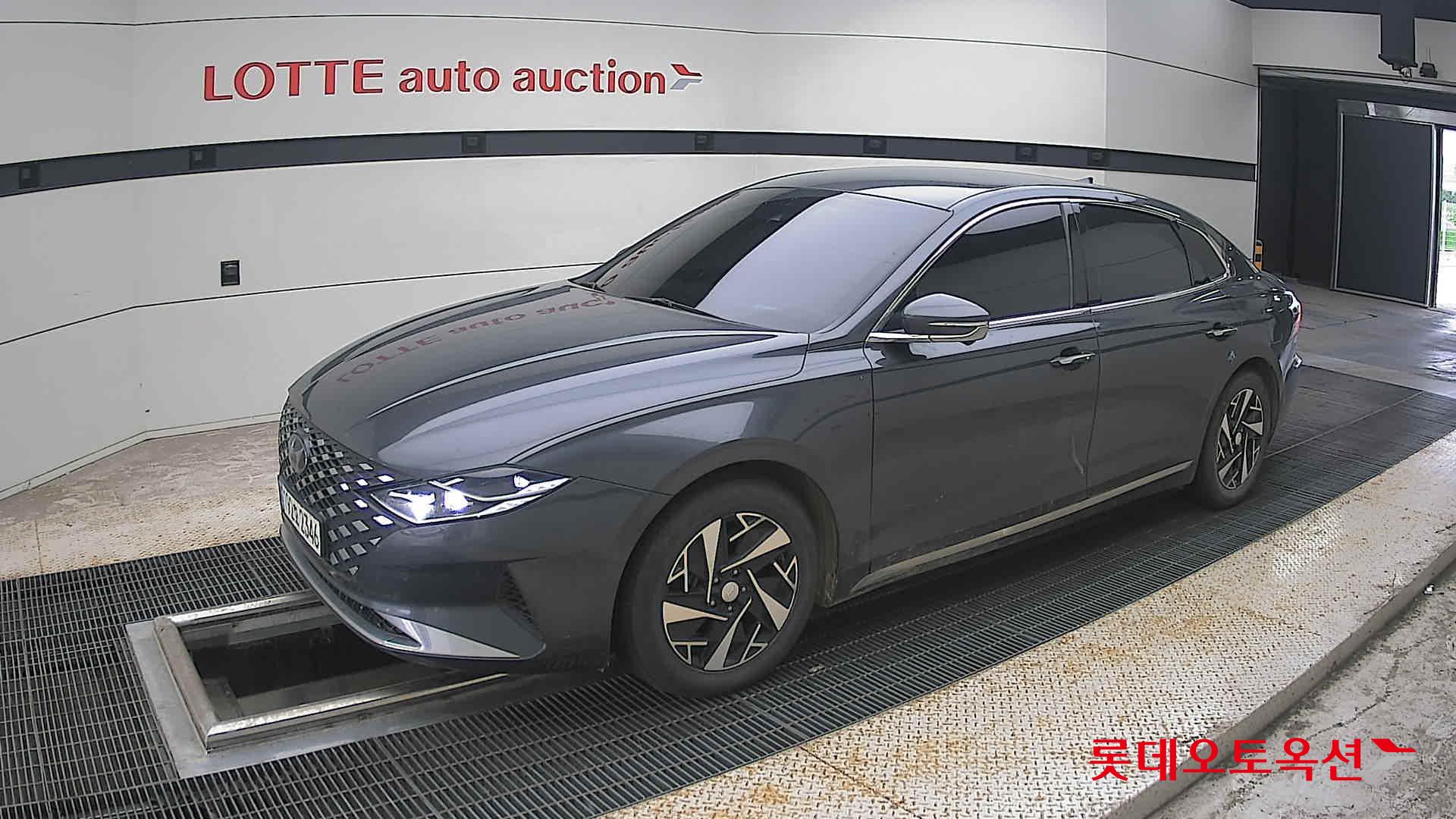 2022 - hyundai grandeur
