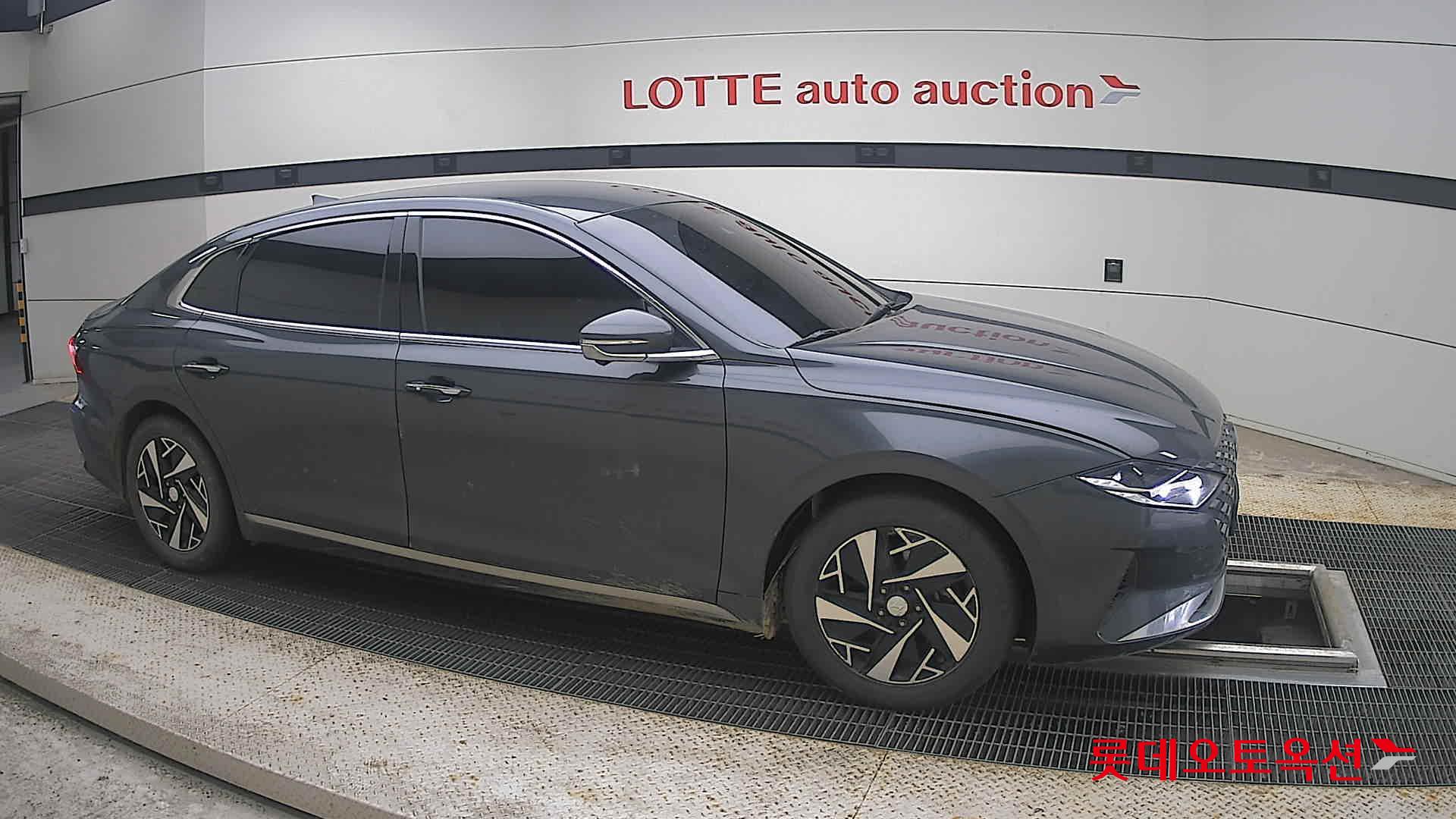 2022 - hyundai grandeur