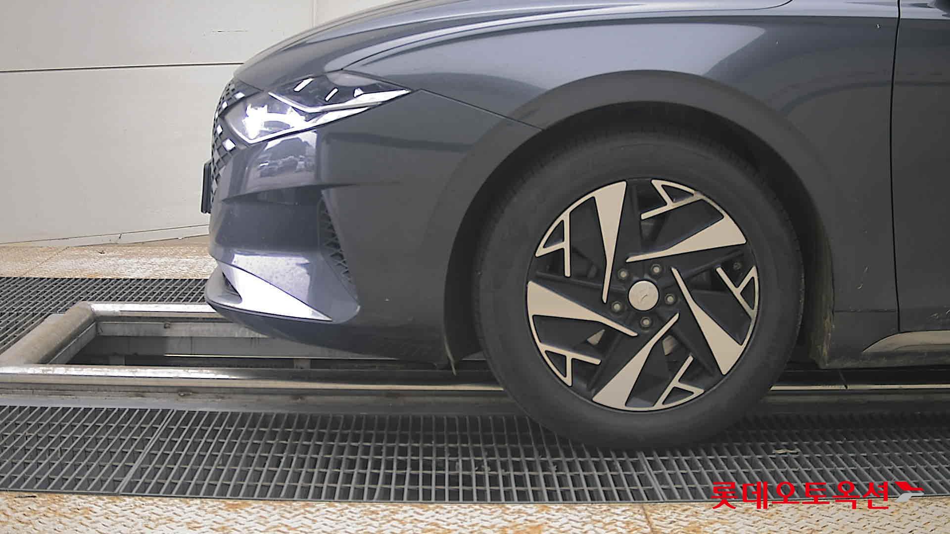 2022 - hyundai grandeur