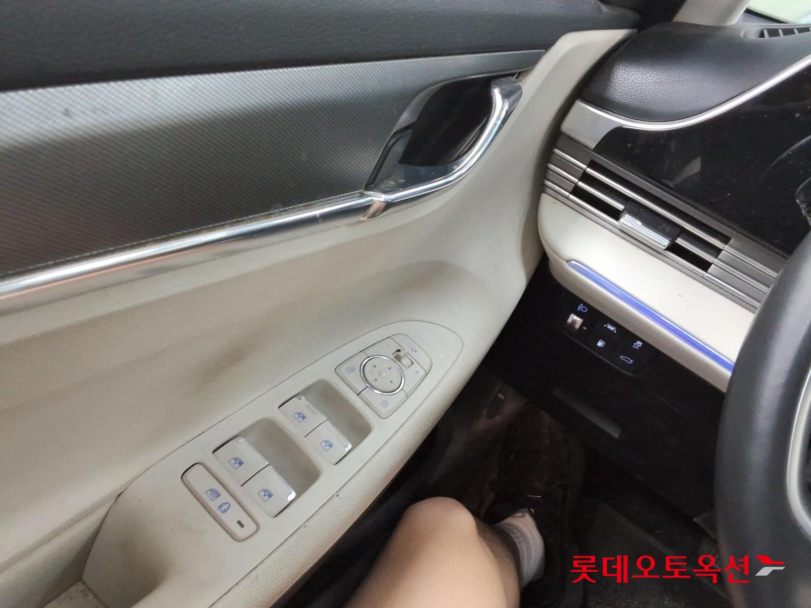 2022 - hyundai grandeur
