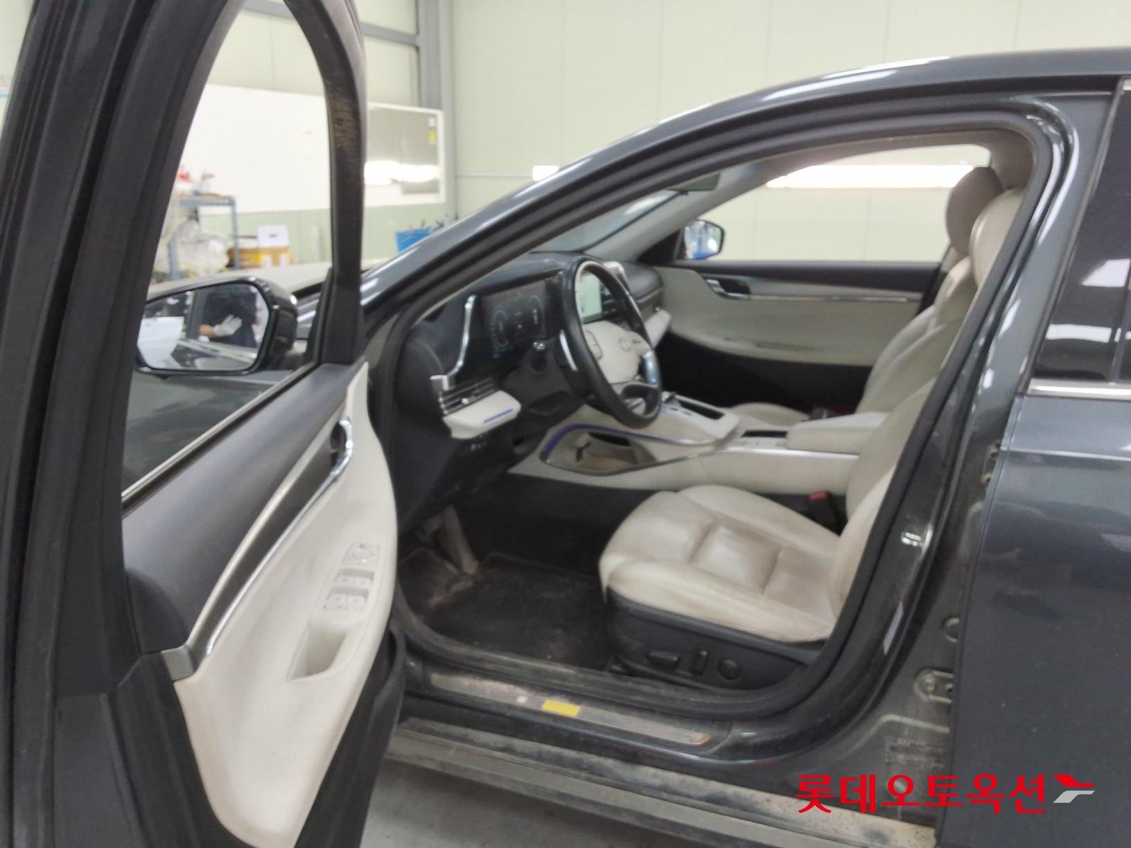 2022 - hyundai grandeur