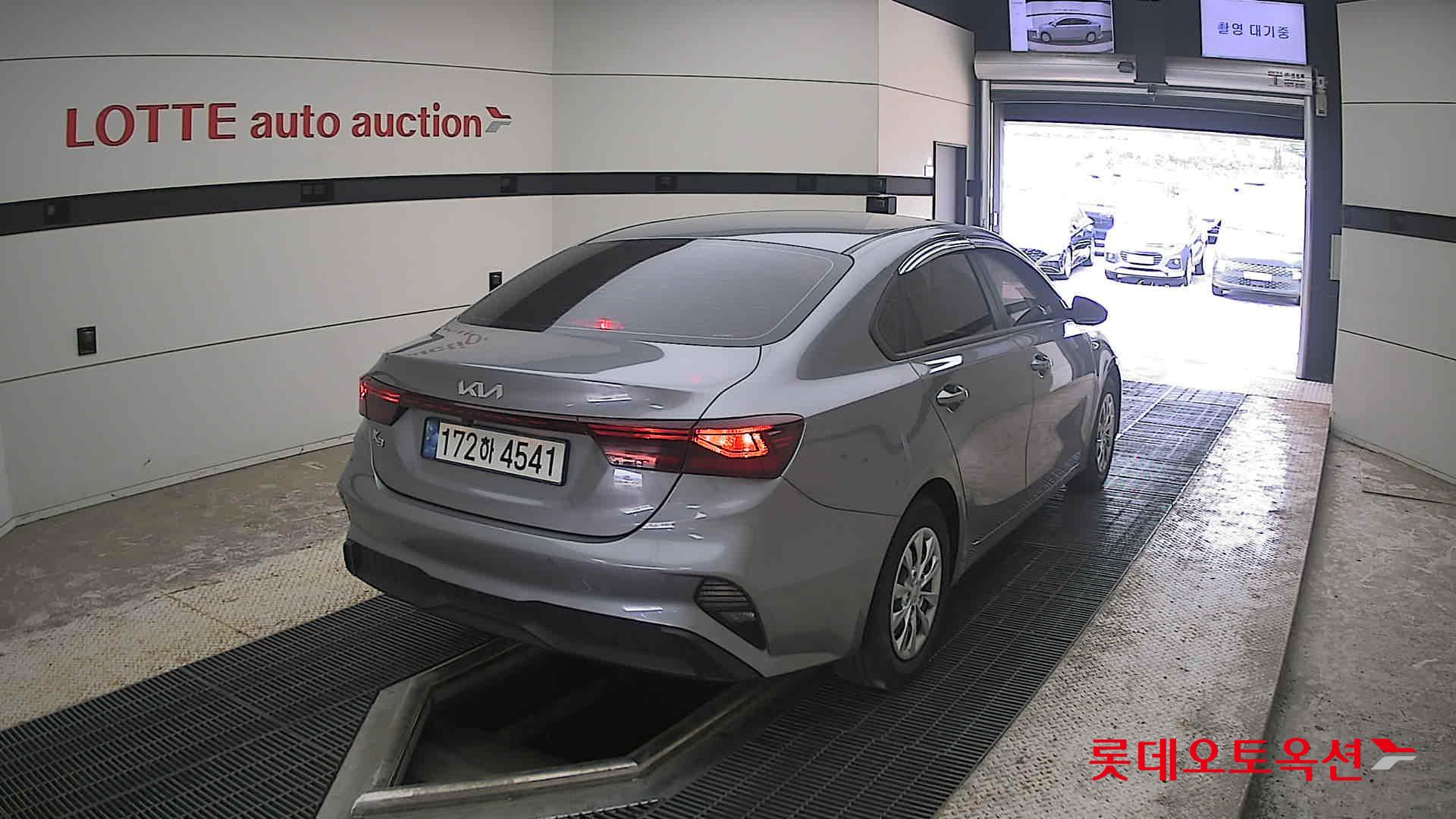 2022 - kia k3