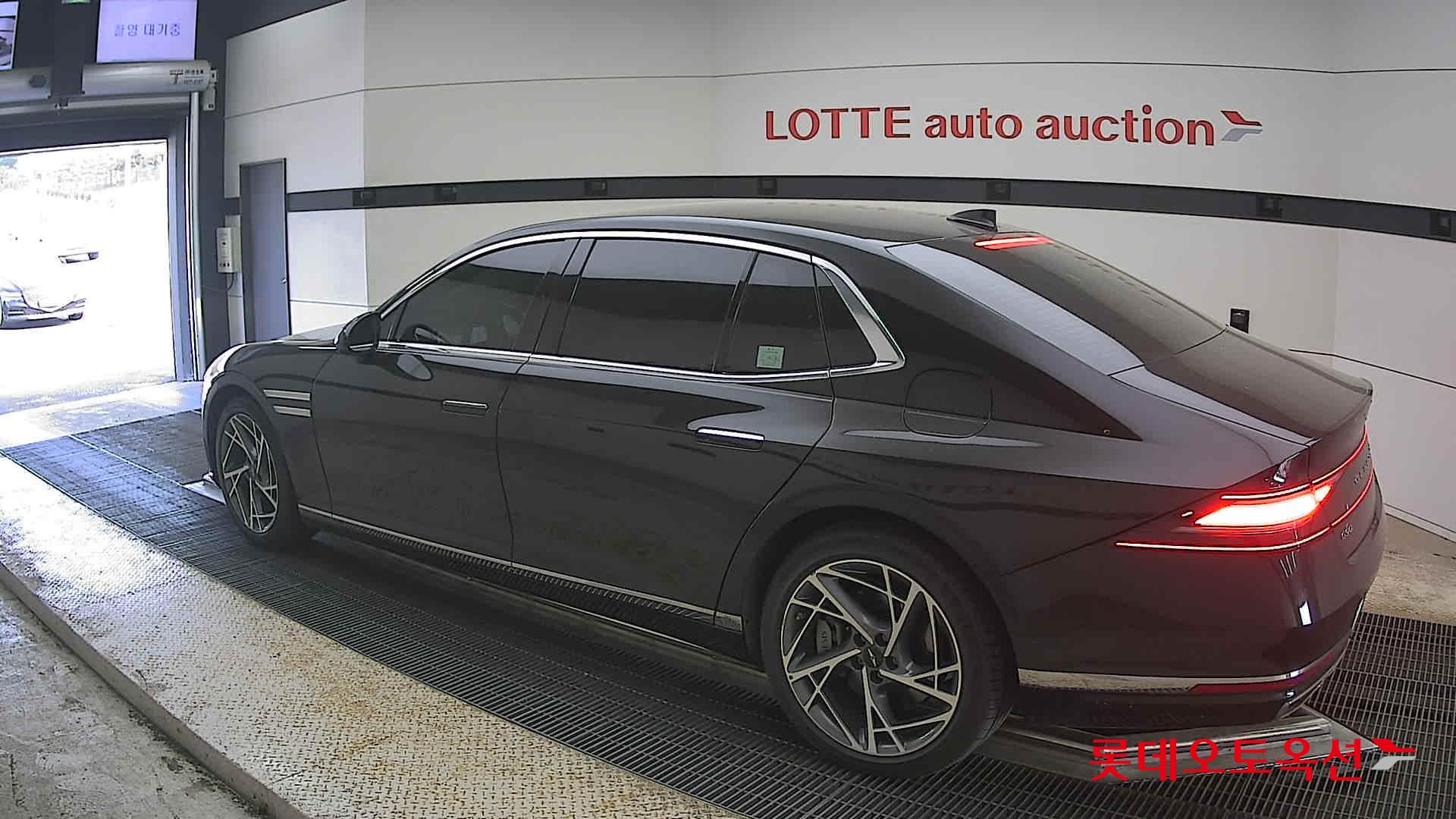제네시스 G90 - 15