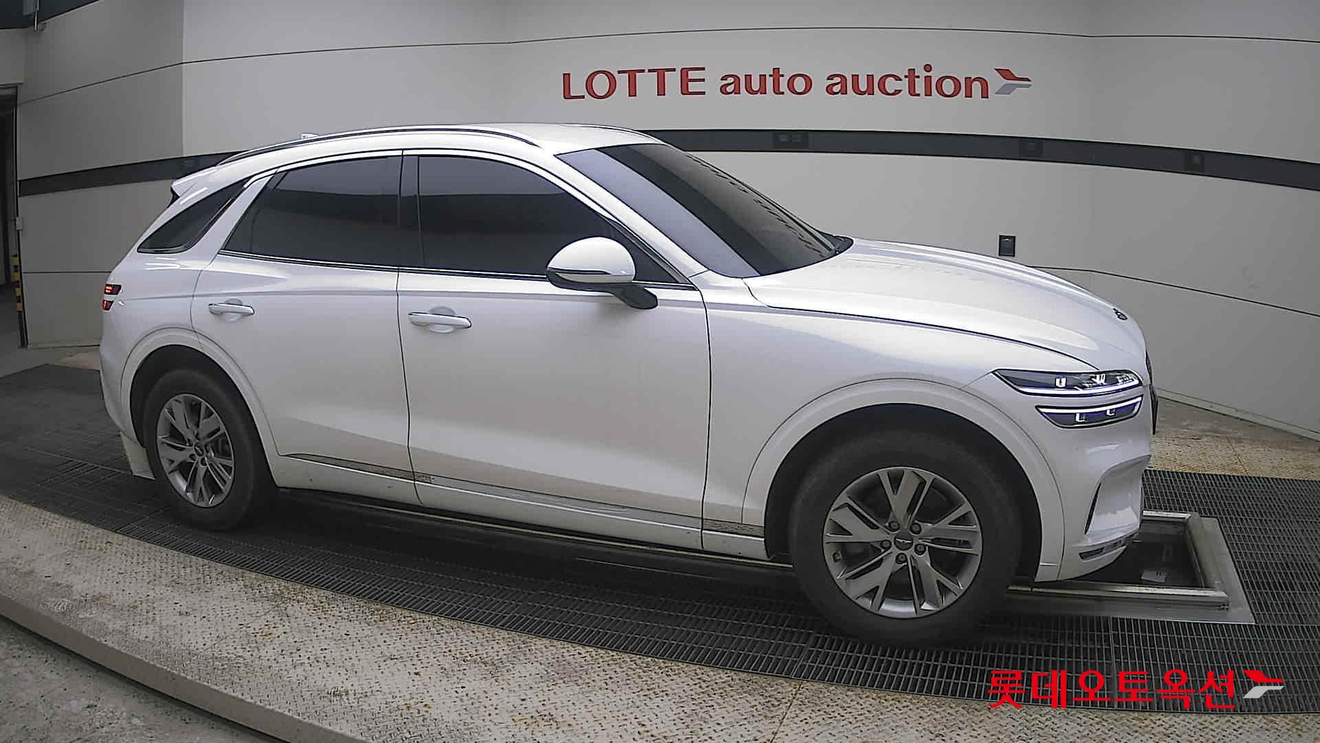2023 - genesis gv70