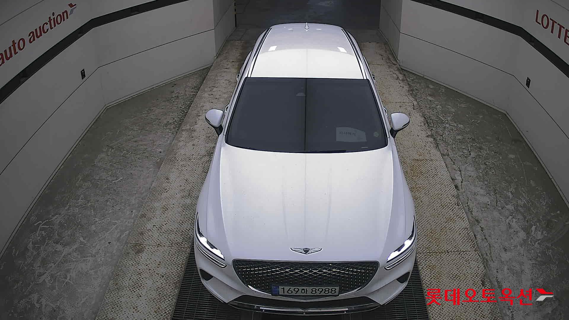2023 - genesis gv70