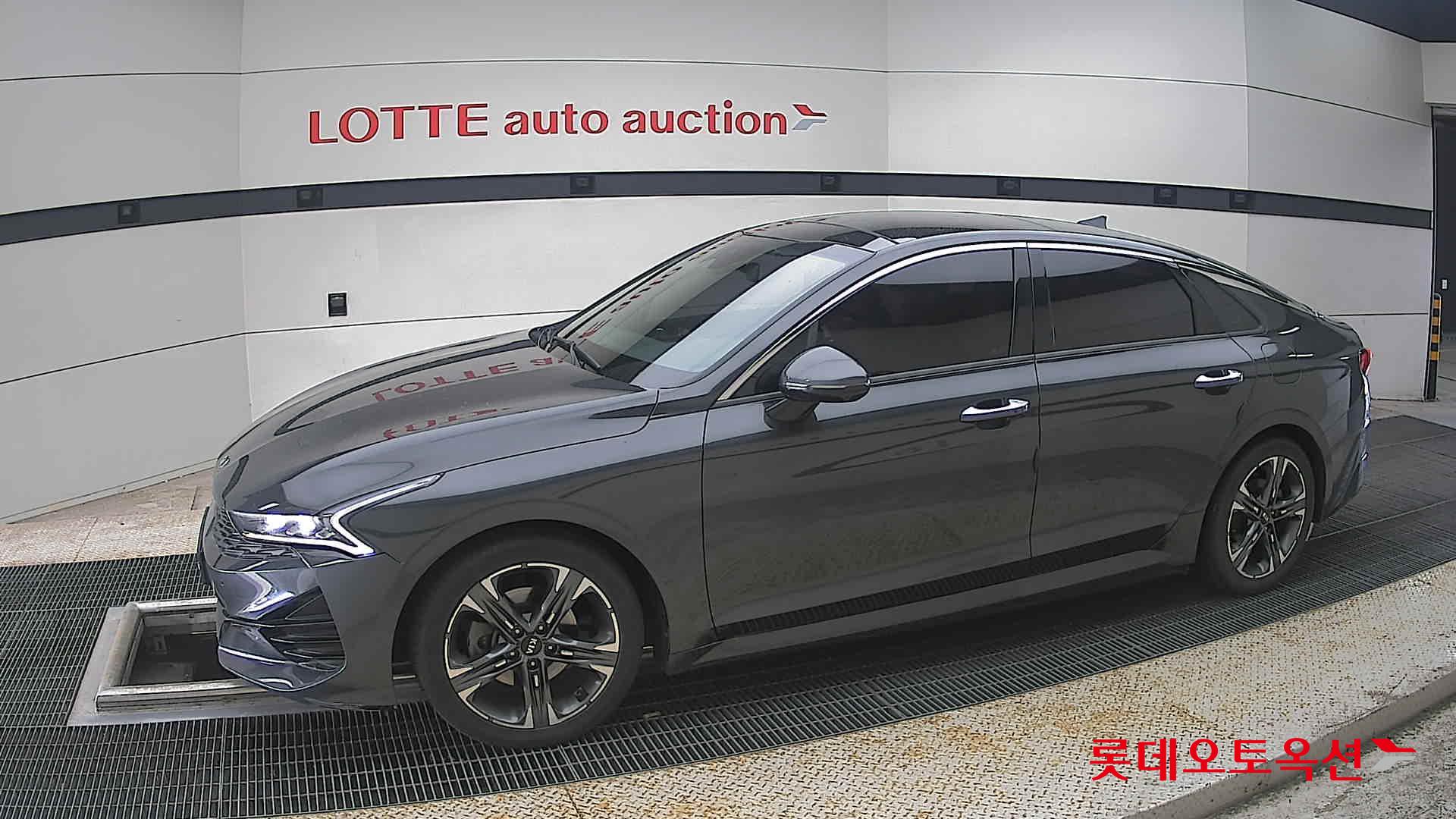 2021 - kia k5