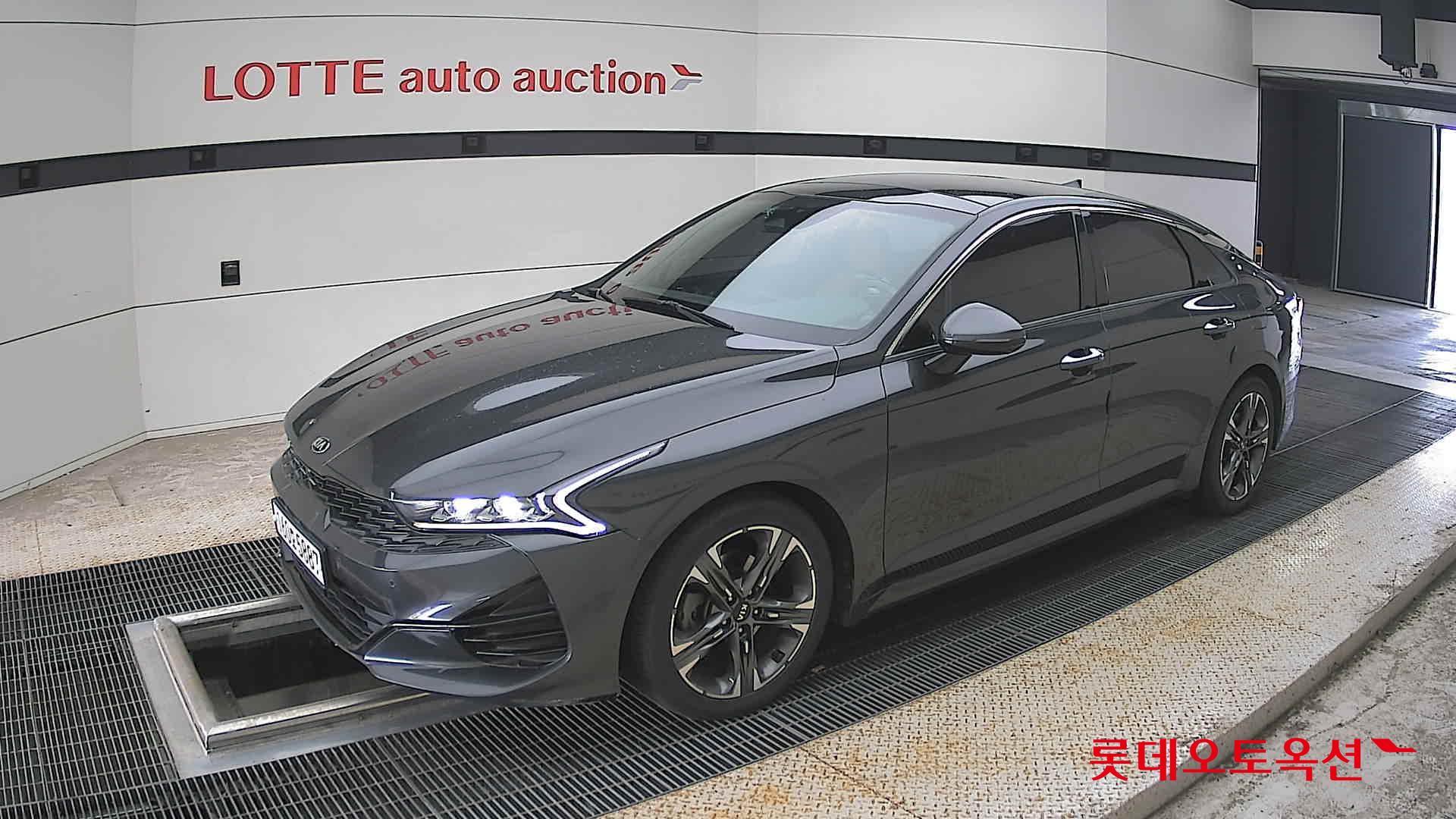 2021 - kia k5