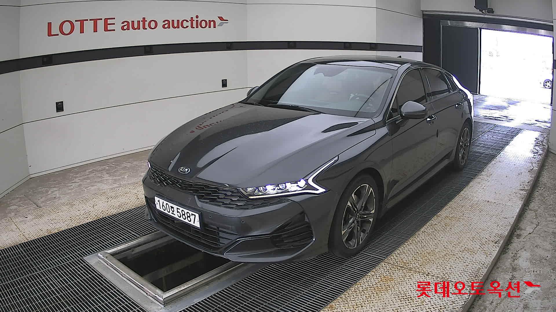 2021 - kia k5