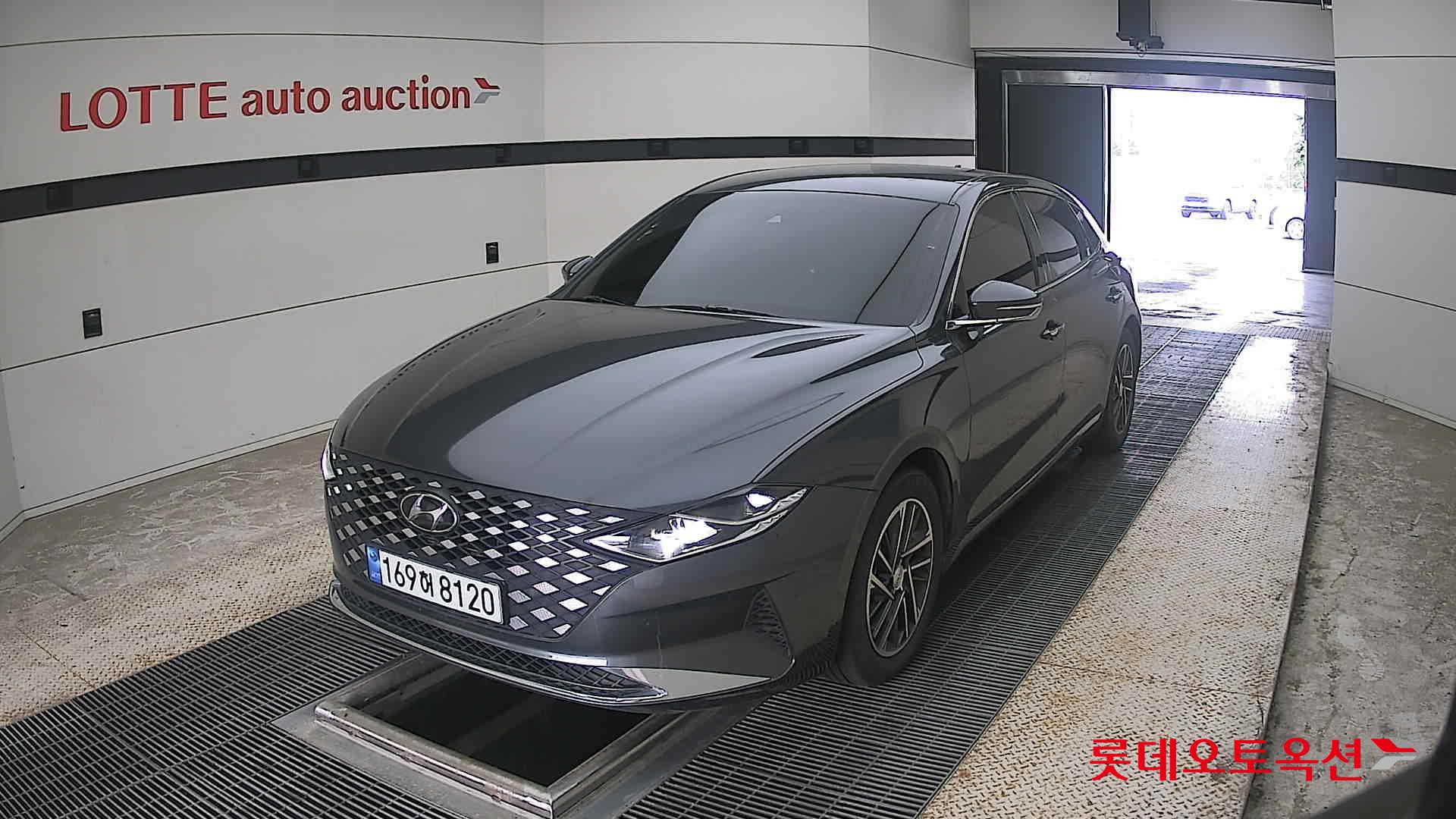 2022 - hyundai grandeur