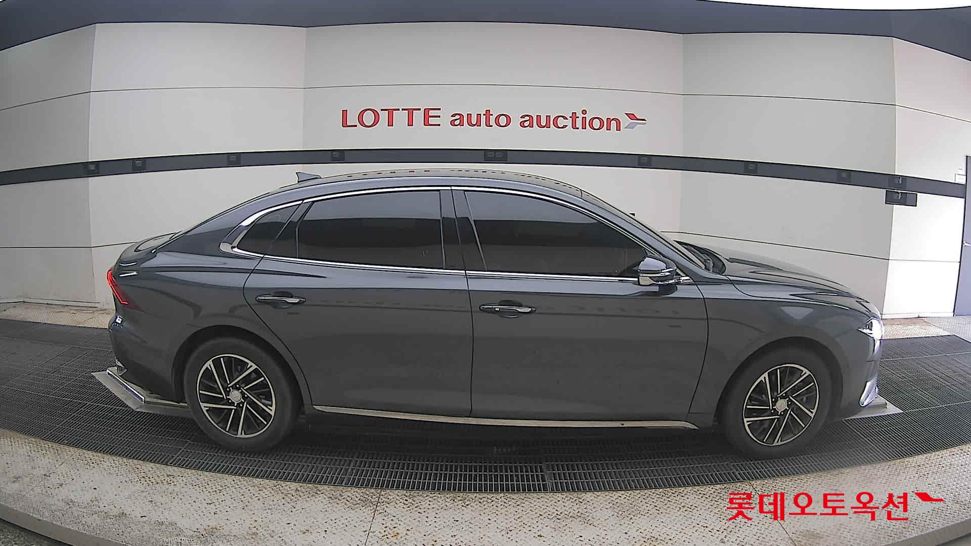 2022 - hyundai grandeur