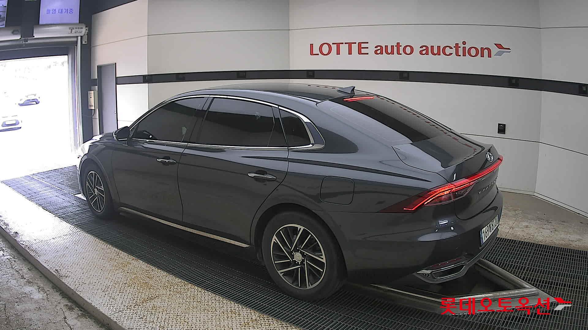 2022 - hyundai grandeur