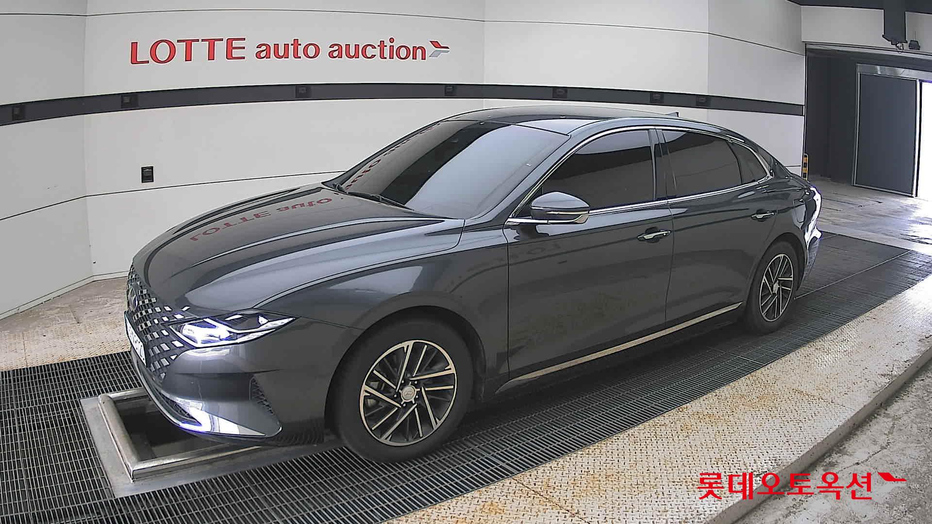 2022 - hyundai grandeur