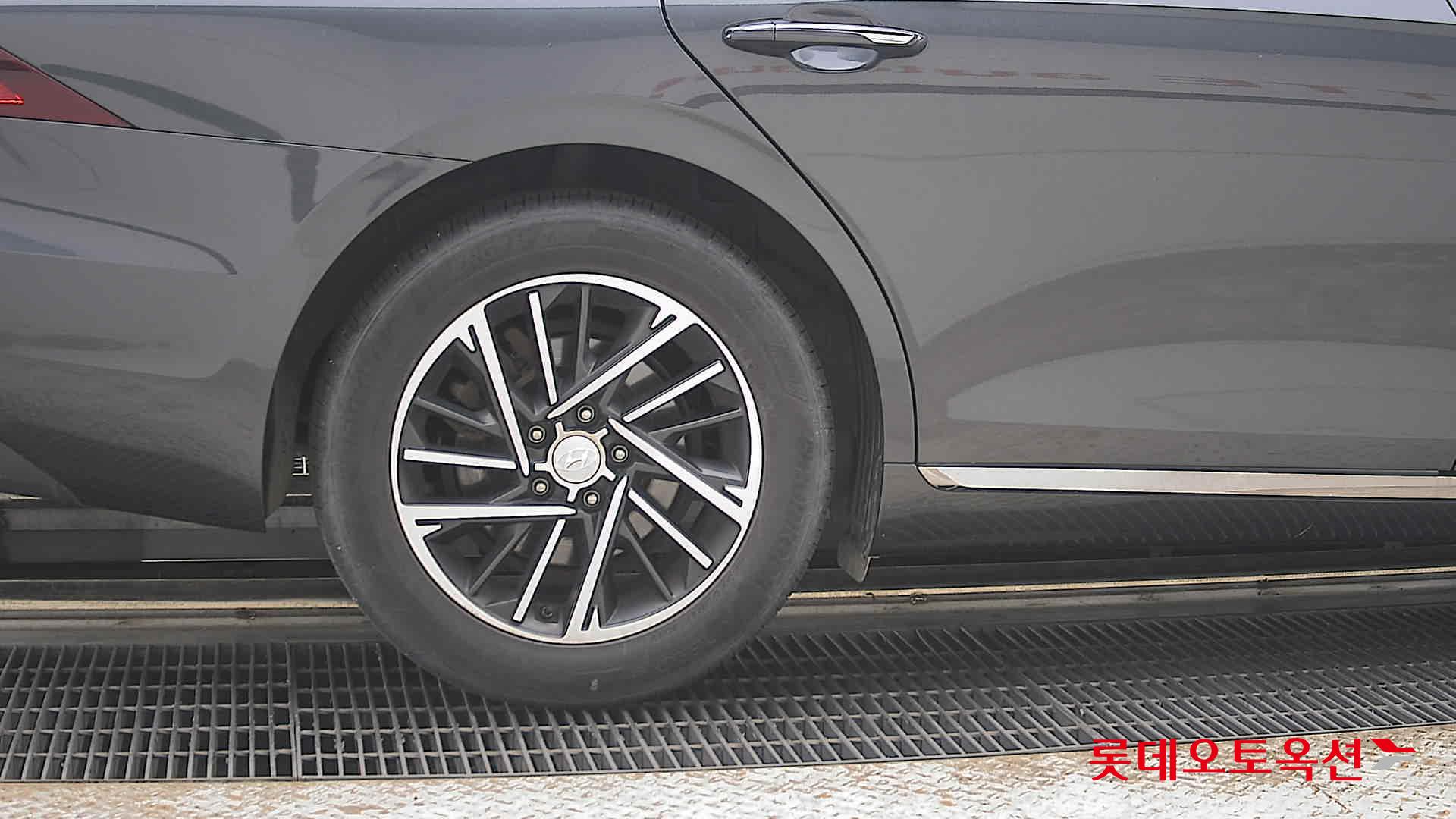 2022 - hyundai grandeur