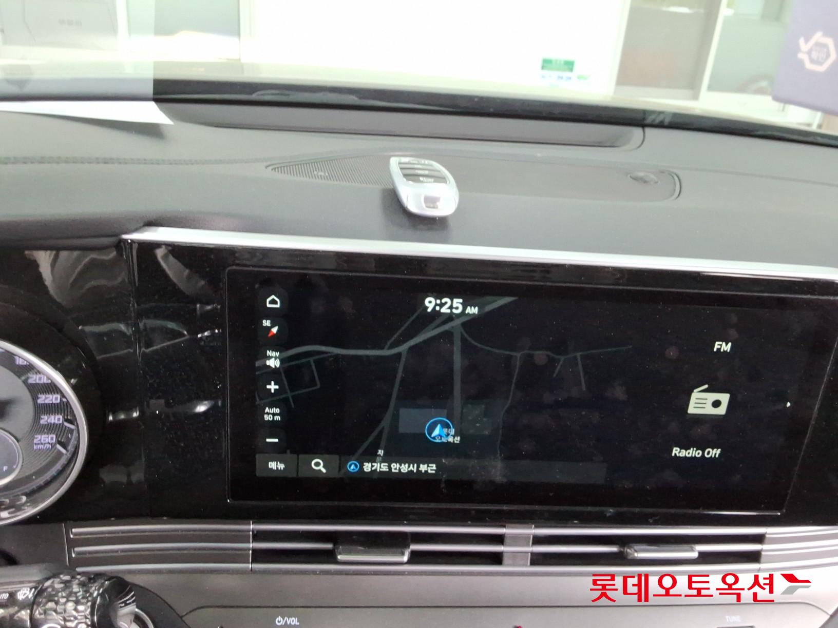 Hyundai Grandeur - 32