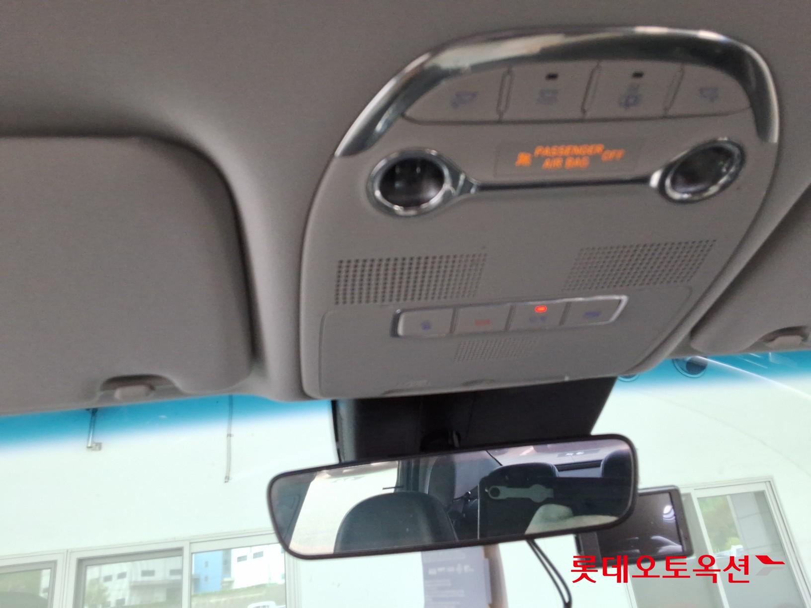 Hyundai Grandeur - 35