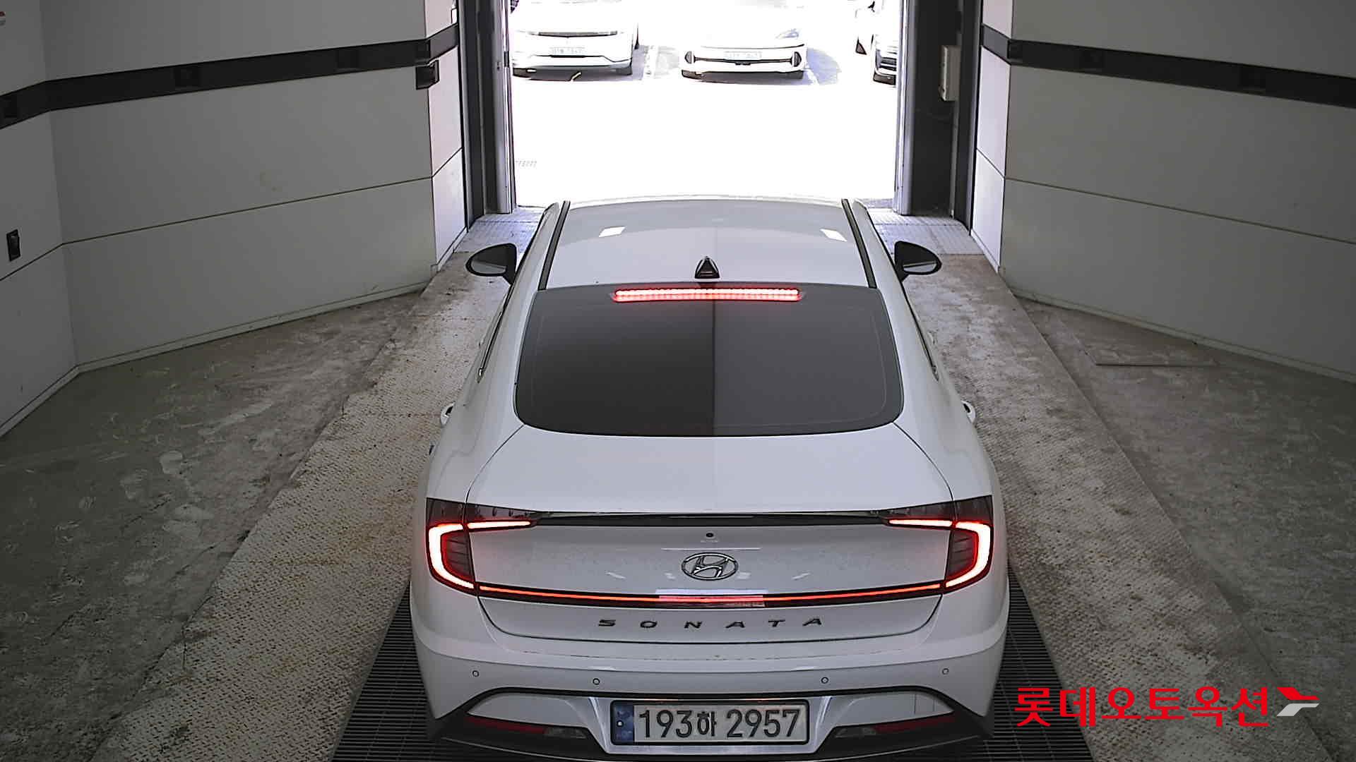 Hyundai Sonata 2022 - Image 17