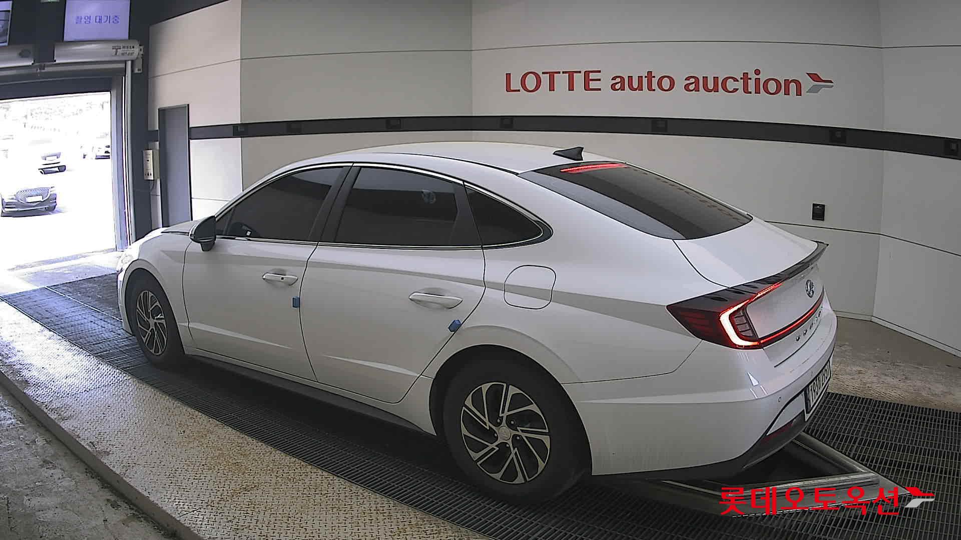 Hyundai Sonata 2022 - Image 15