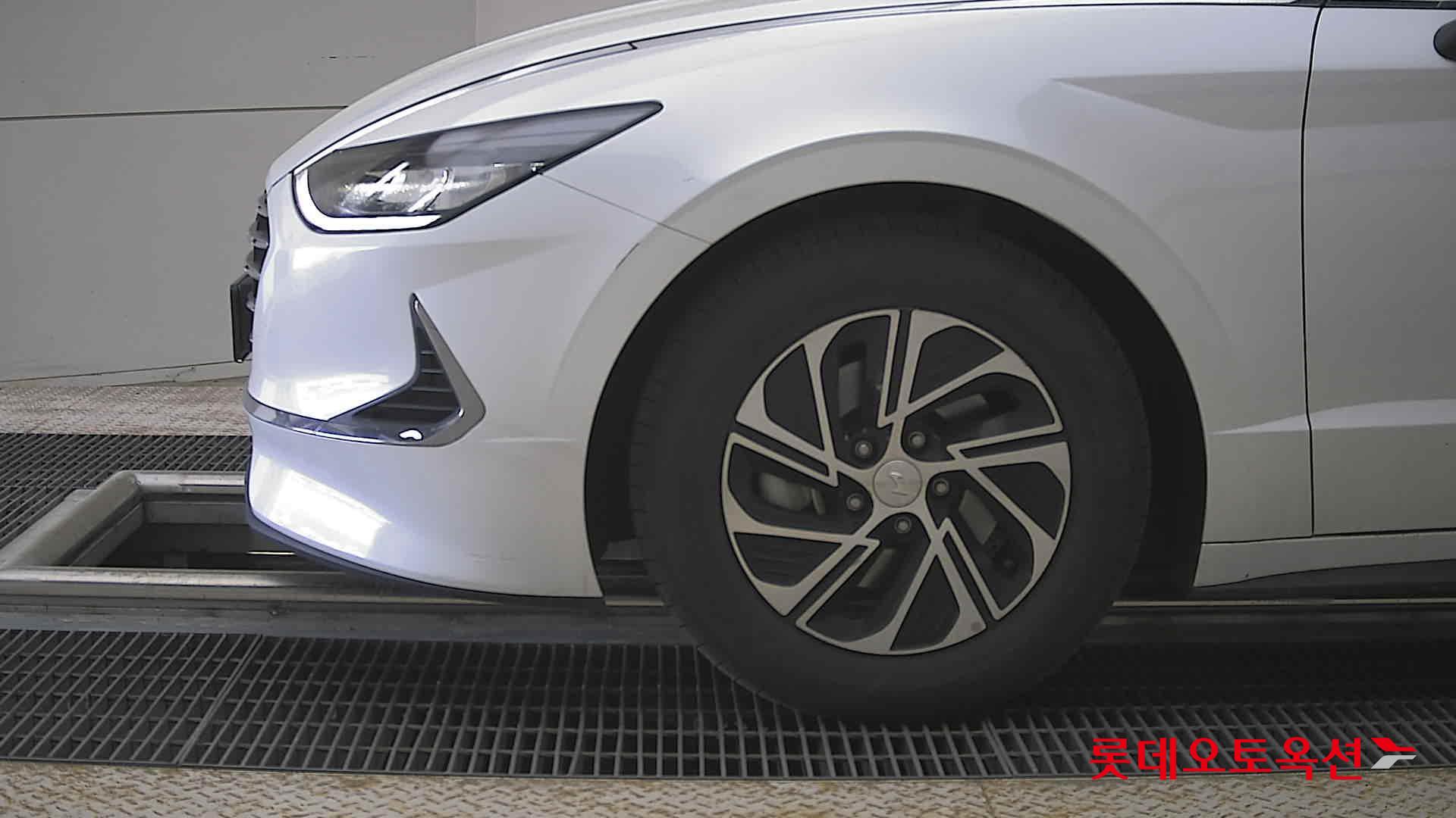 Hyundai Sonata 2022 - Image 25