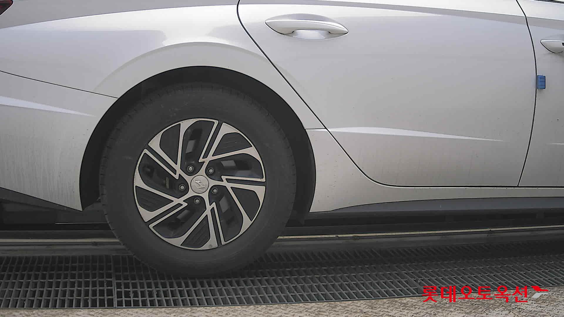 Hyundai Sonata 2022 - Image 28