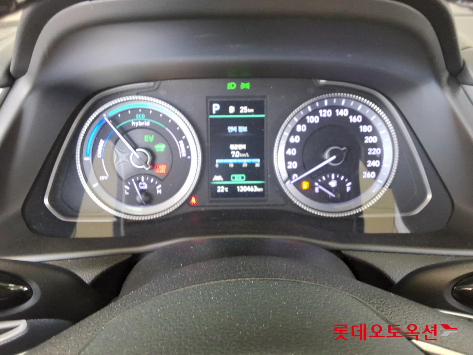 Hyundai Sonata 2022 - Image 31