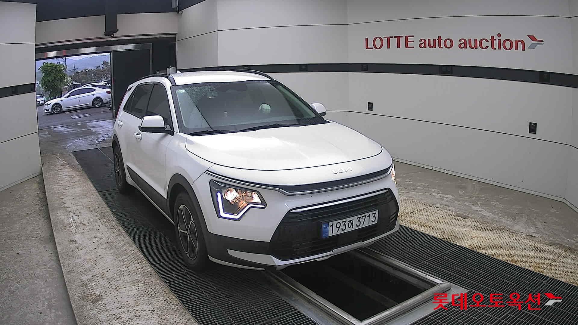 Kia Niro - 24