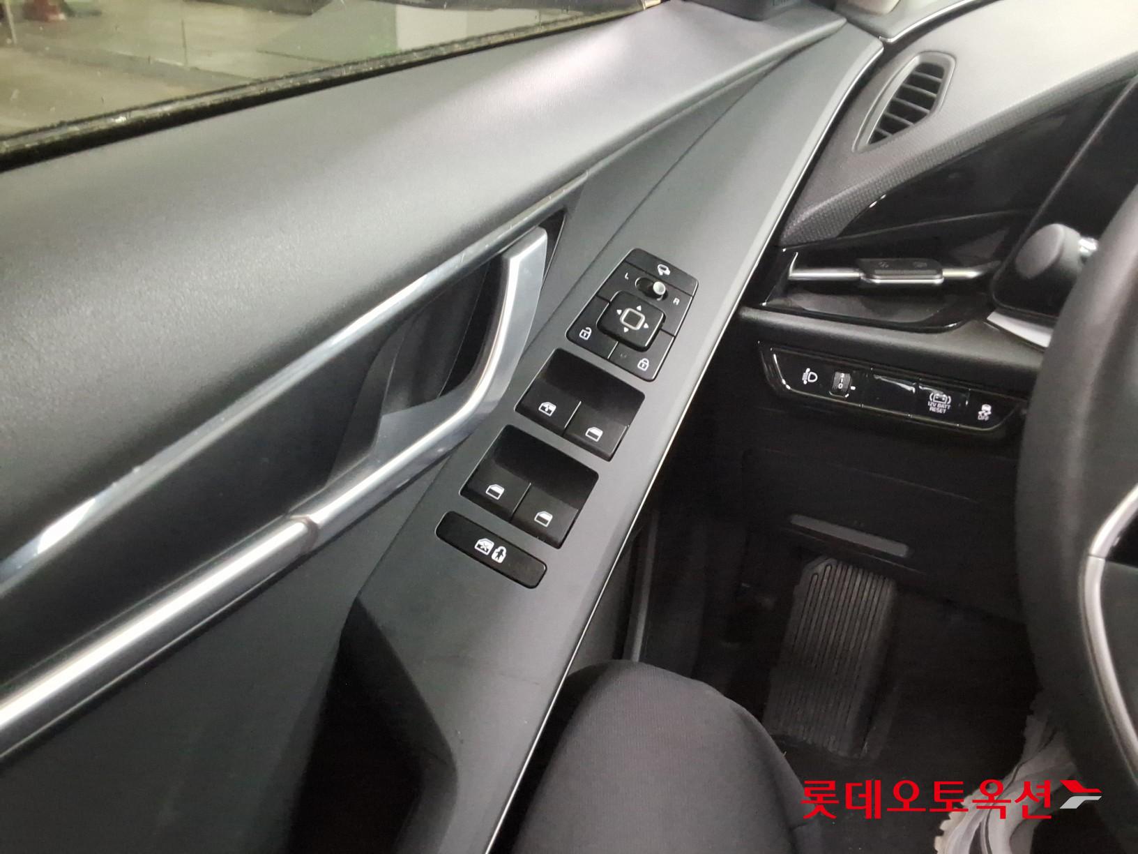 Kia Niro - 29