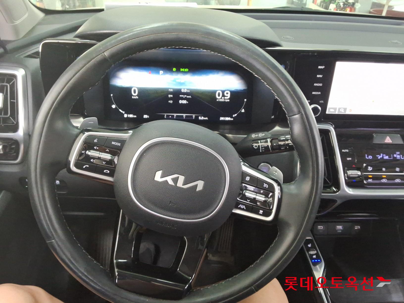 2022 - kia sorento