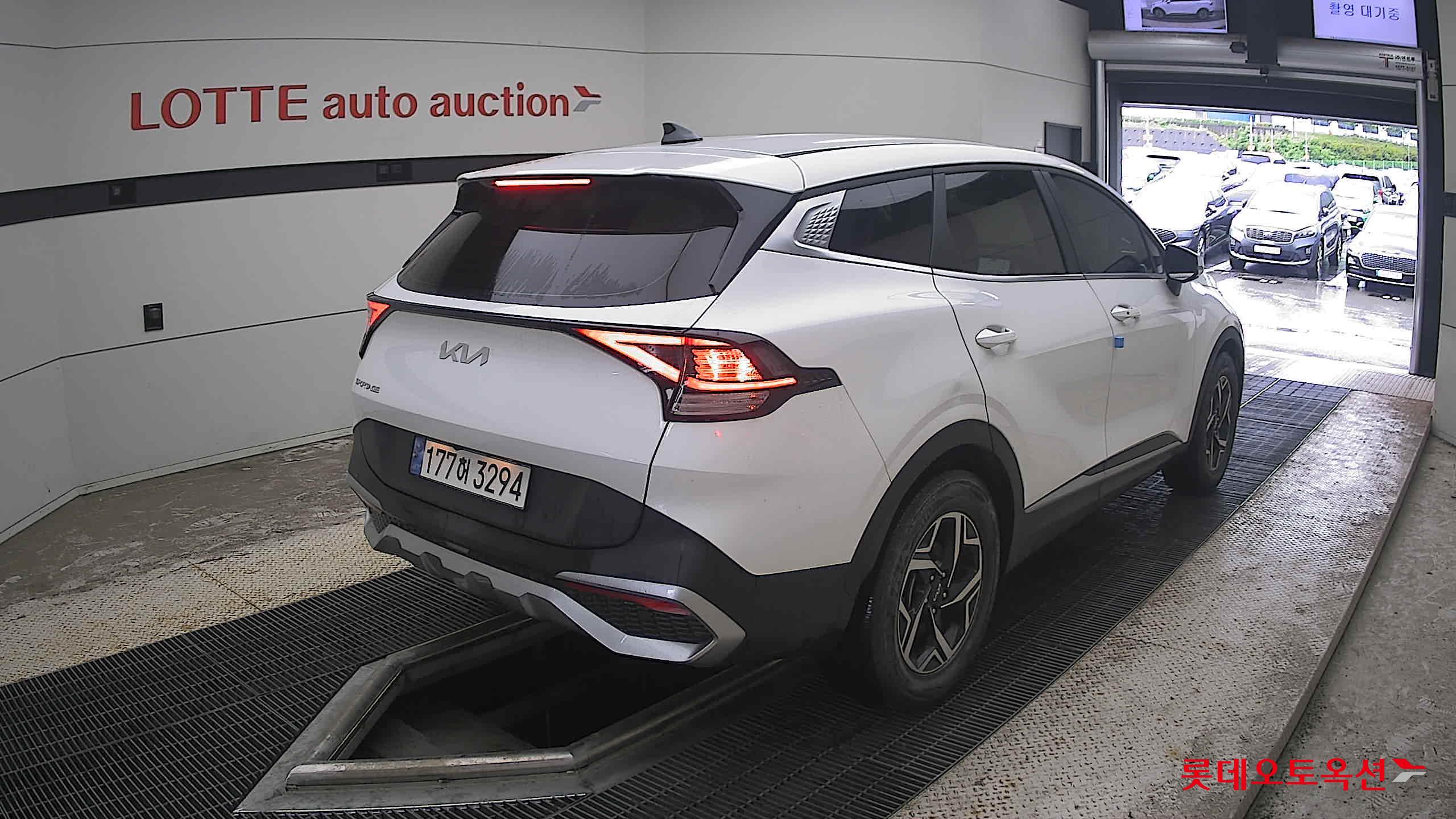 2024 - kia sportage